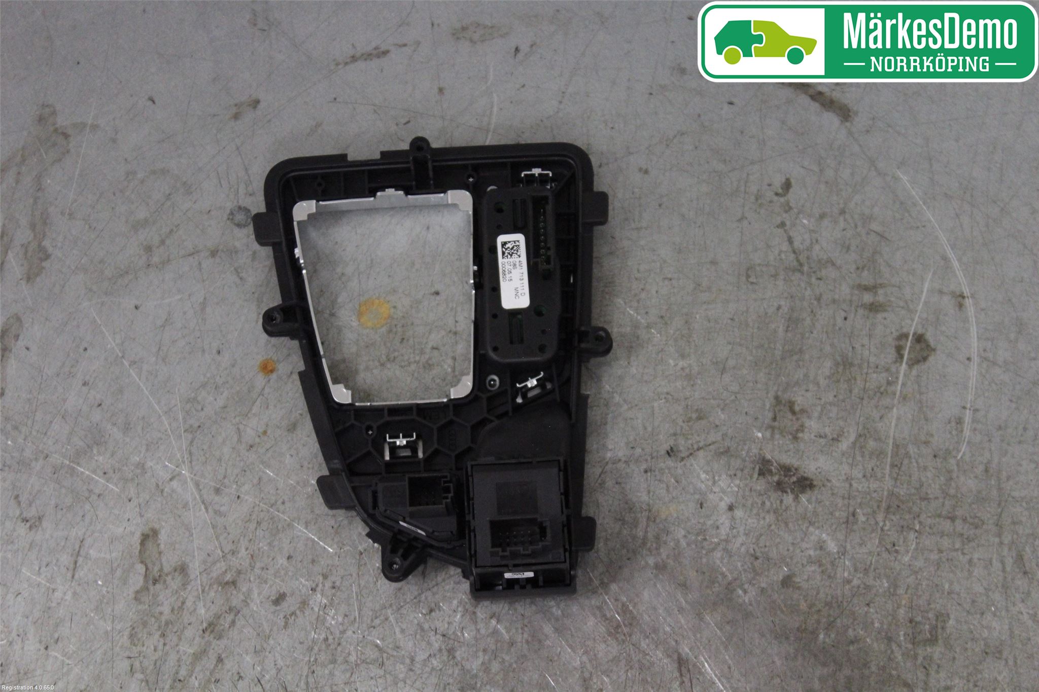 Audi Q7/SQ7 Inredning Sarg Växelspak