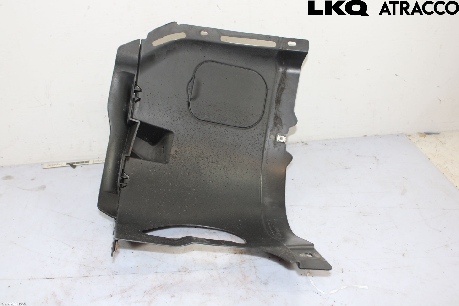 Volkswagen VW GOLF / E-GOLF VII 13-20 Skärm Inner