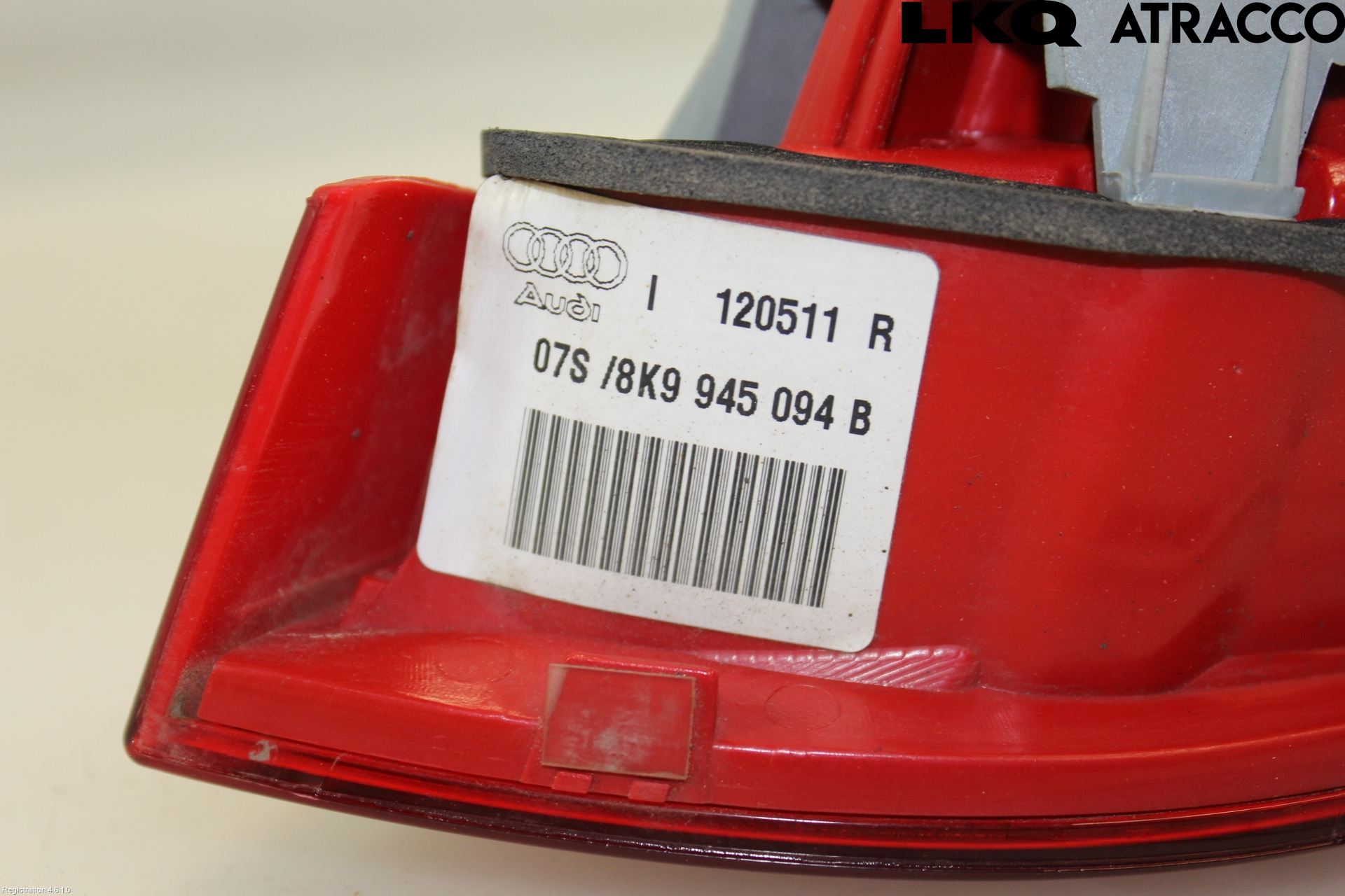 Audi A4 ALLROAD 09-16 Bakljus Lucka Hö