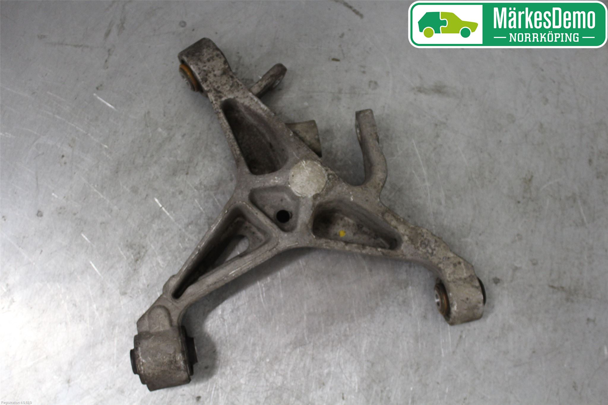 Jaguar XK/XKR 06-14 Bärarm Bak Vänster