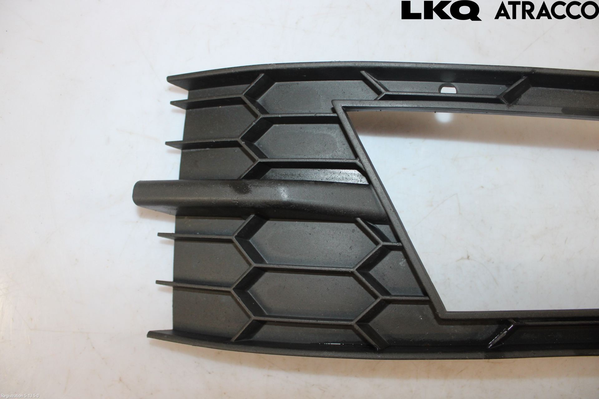 Skoda OCTAVIA (5E) 13-20 Dimljussarg Fram