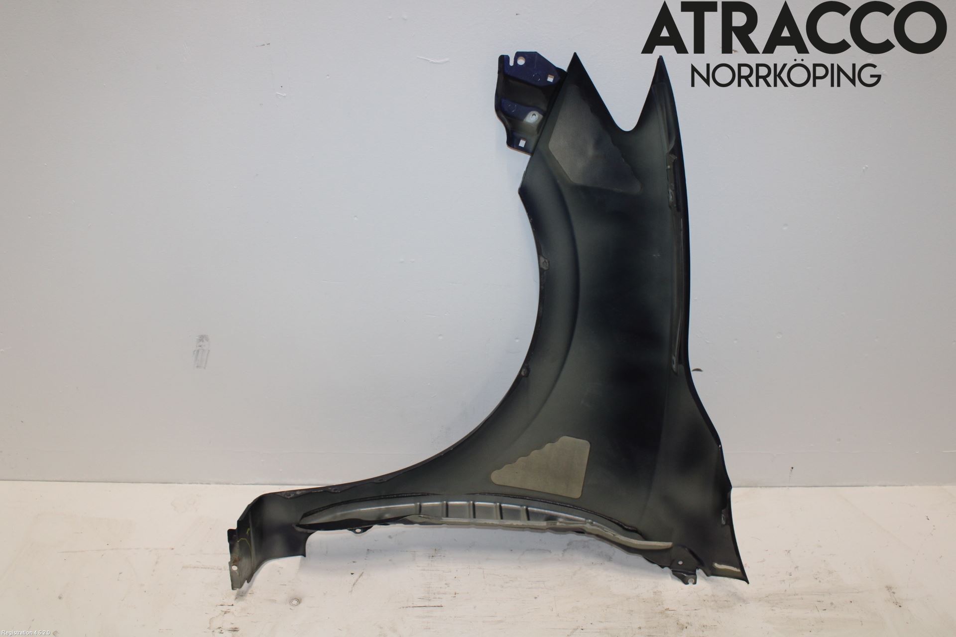 Nissan PULSAR Skärm Fram Höger