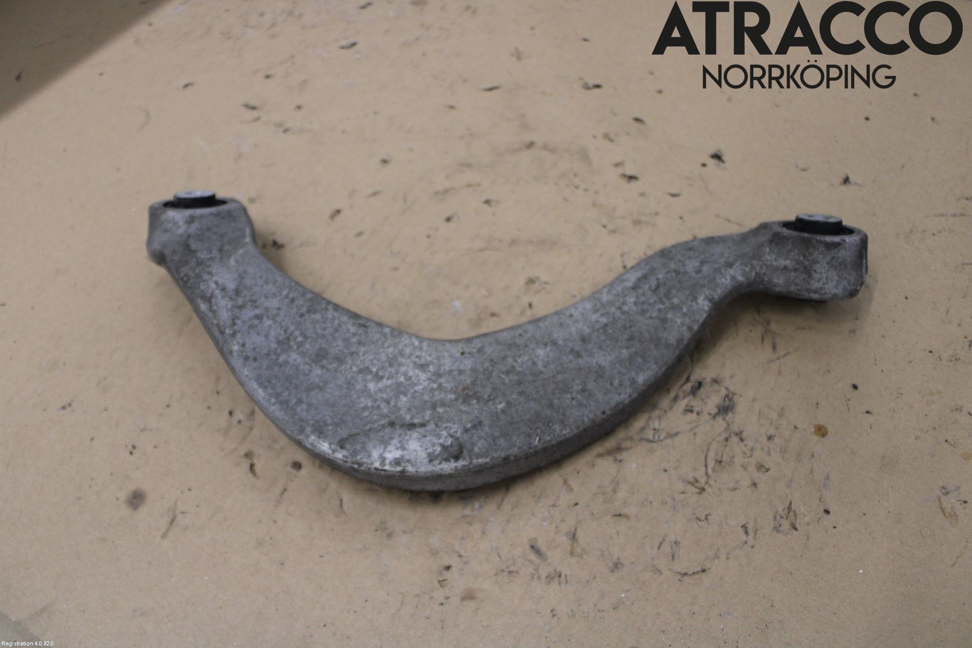 Audi A4 12-15 Bärarm Bak Övre Vänster