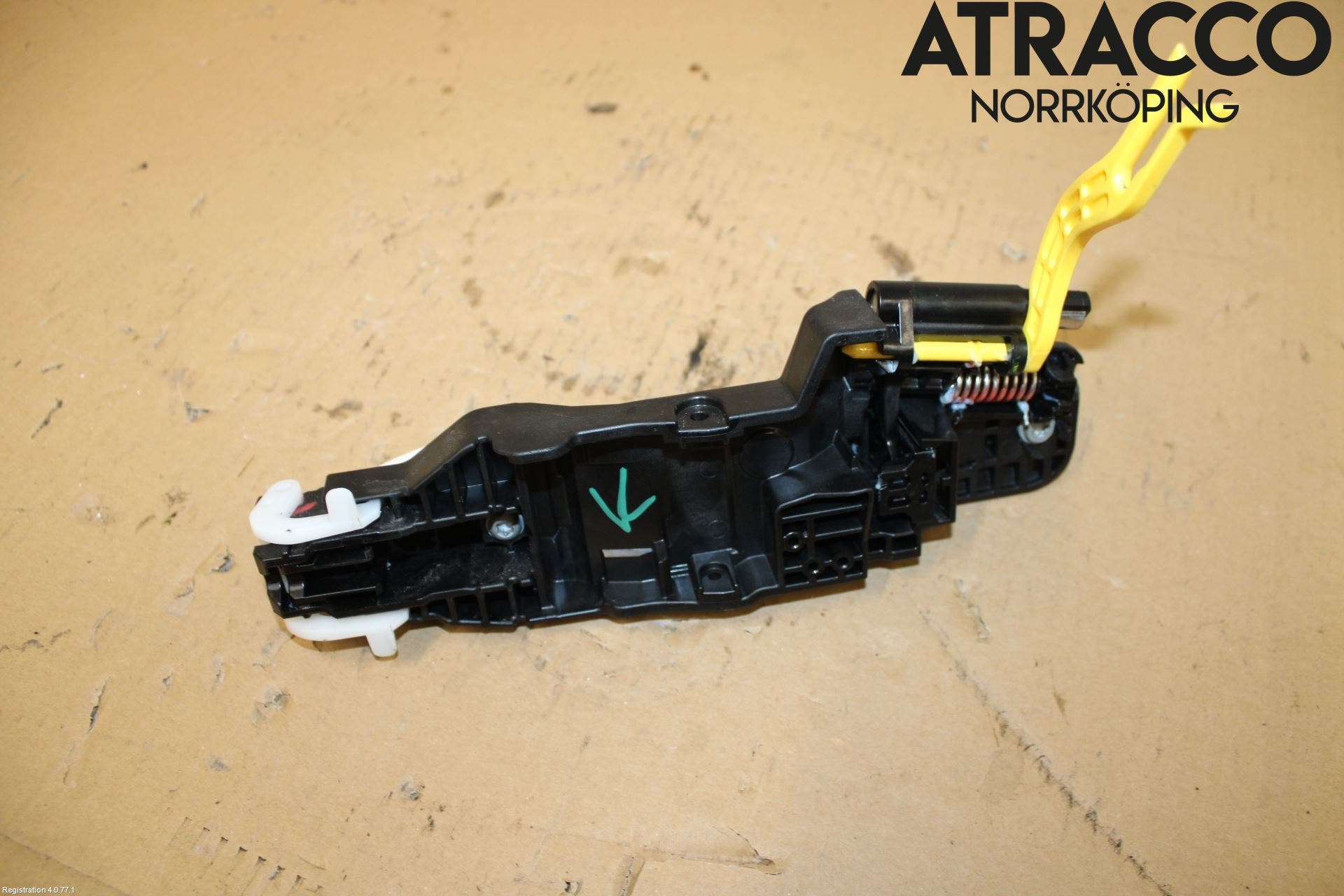 Toyota YARIS XP21 20- Dörrhandtag Yttre Hö