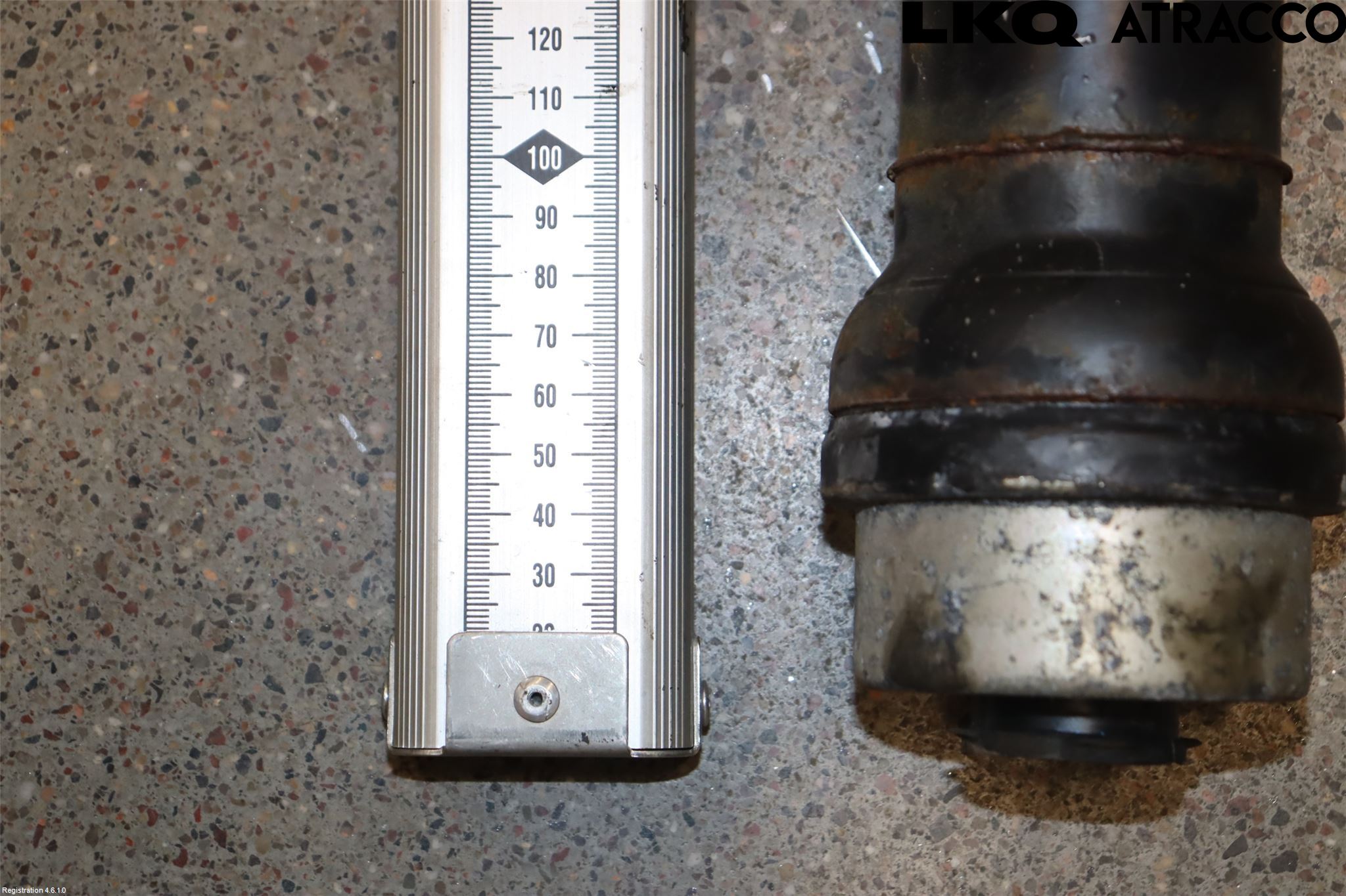 Audi A4/S4 B9 20- Mellanaxel Komp