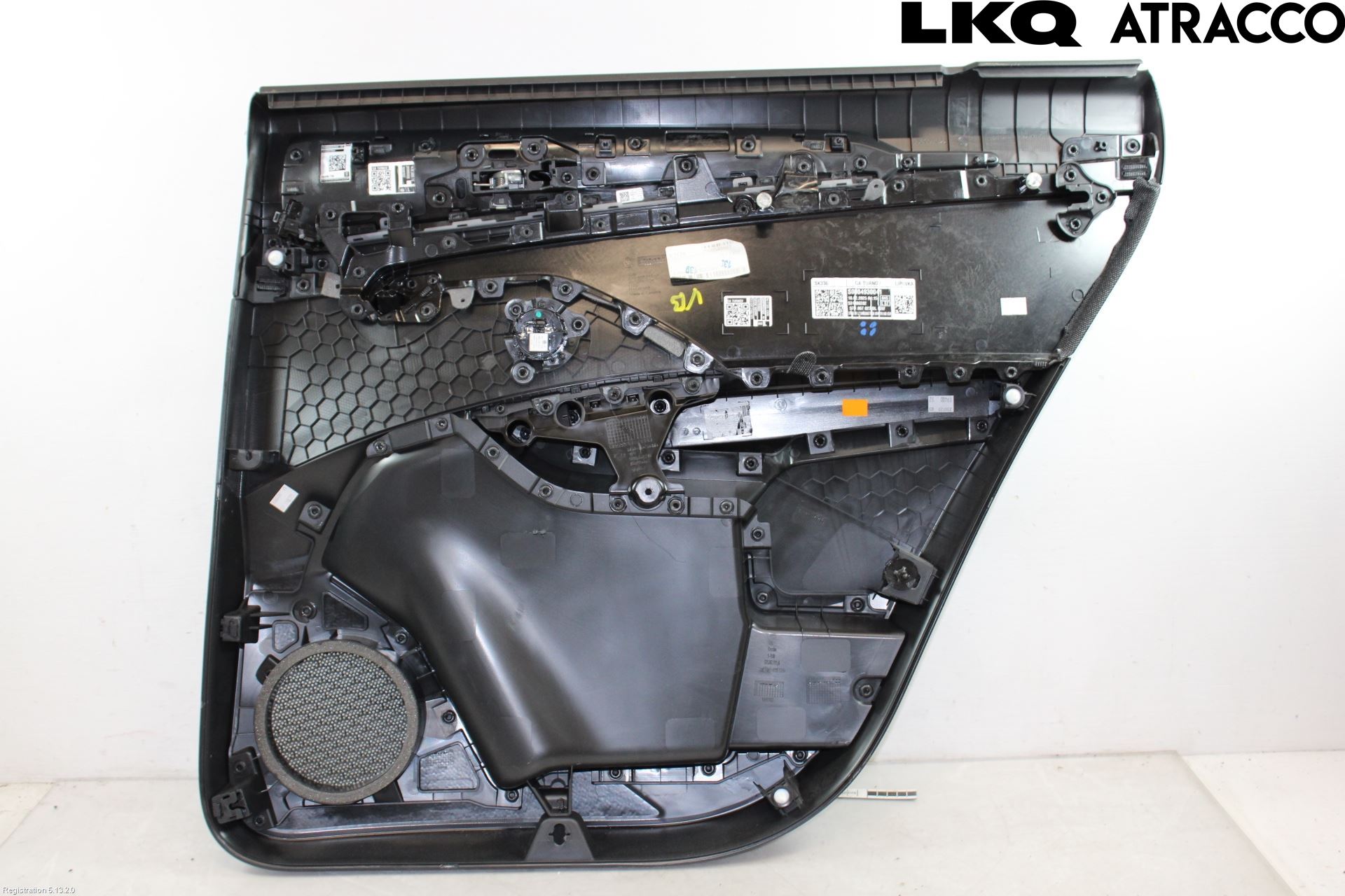 Skoda KODIAQ 24- Dörrklädsel Hö