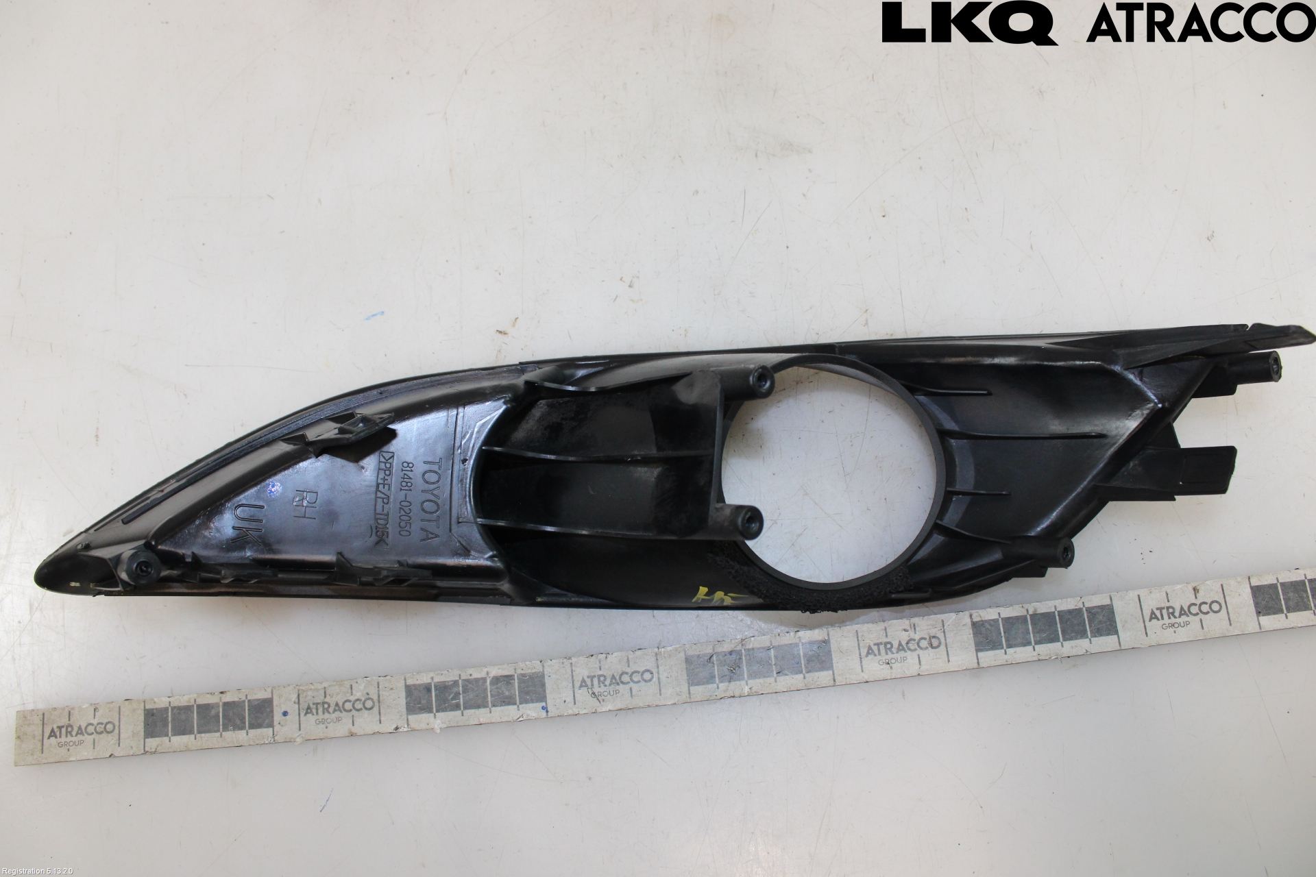 Toyota AURIS 07-09 Dimljussarg Fram