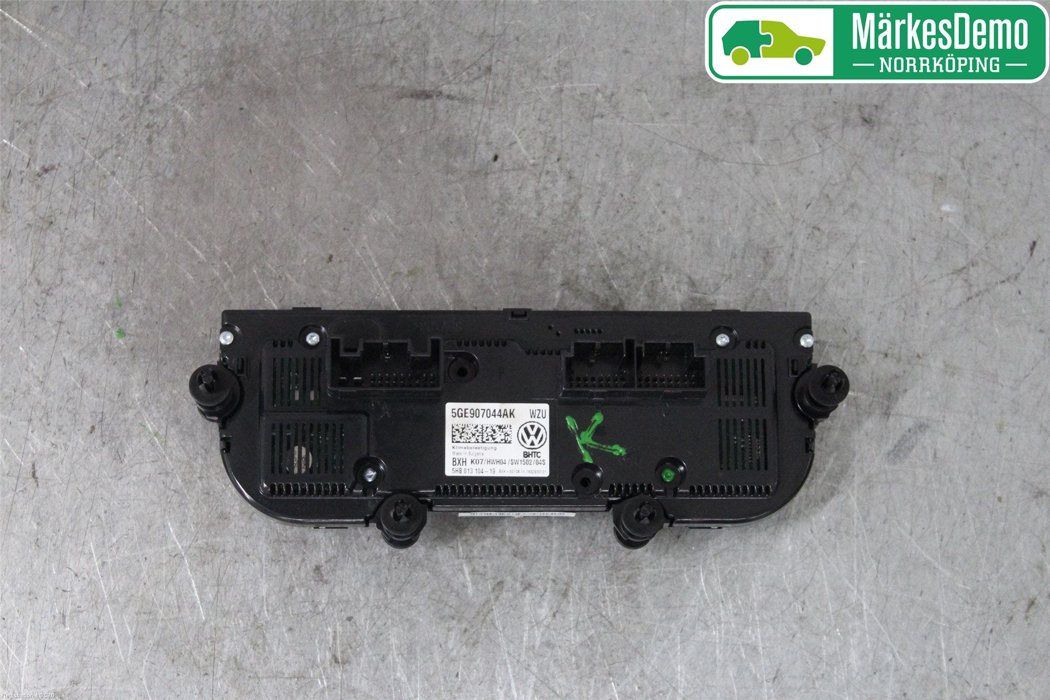 Volkswagen VW PASSAT 15-19 Värmereglage