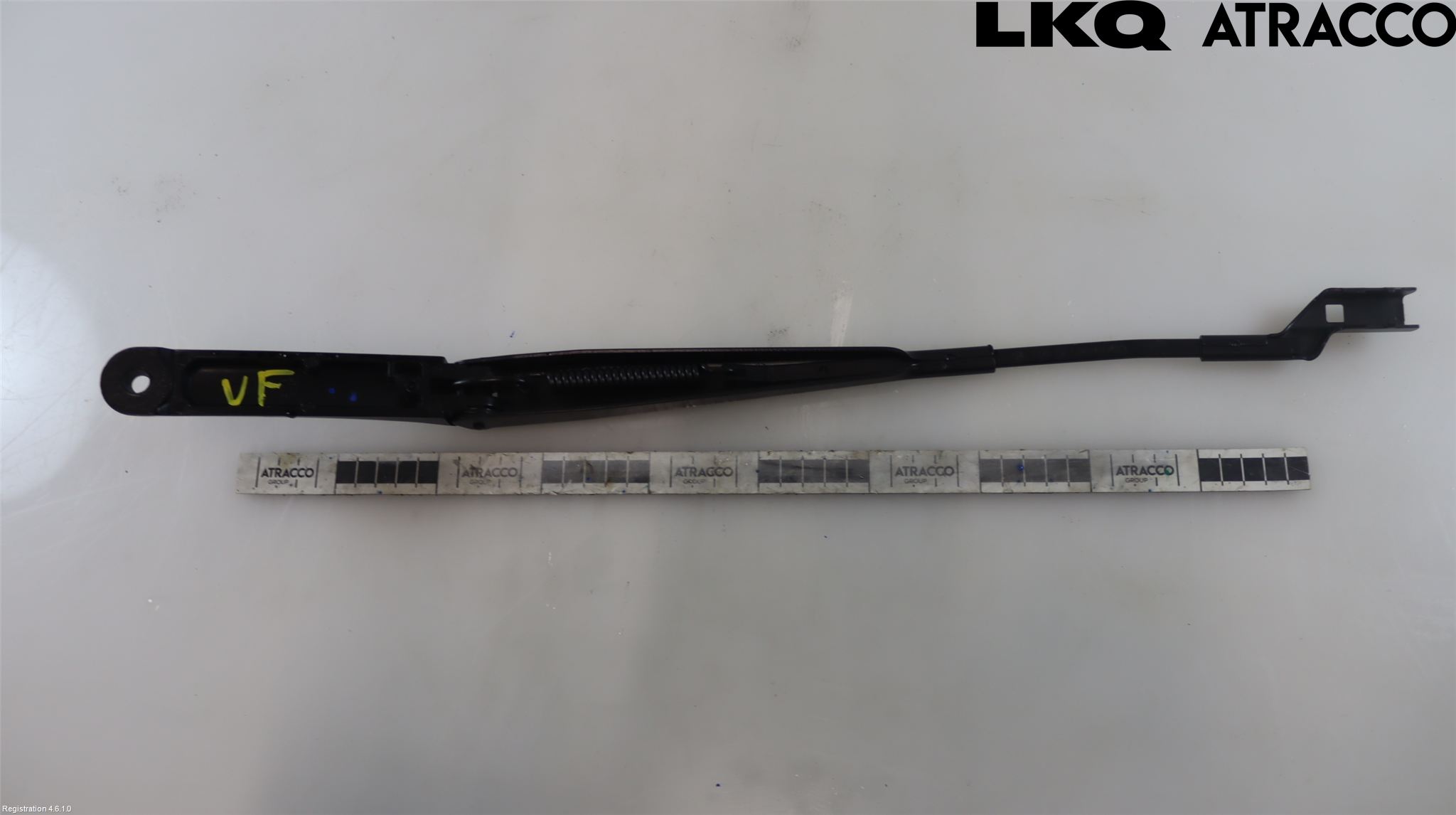 Volkswagen VW TIGUAN 16-24 Torkararm Armar Vindruta