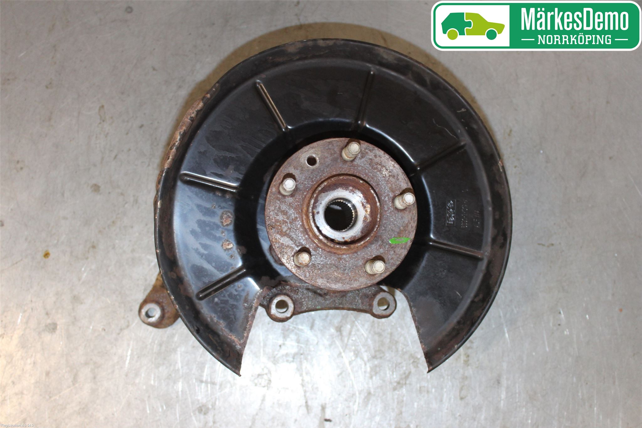 Ford KUGA 08-12 Hjullagerhus-Spindel Vä B