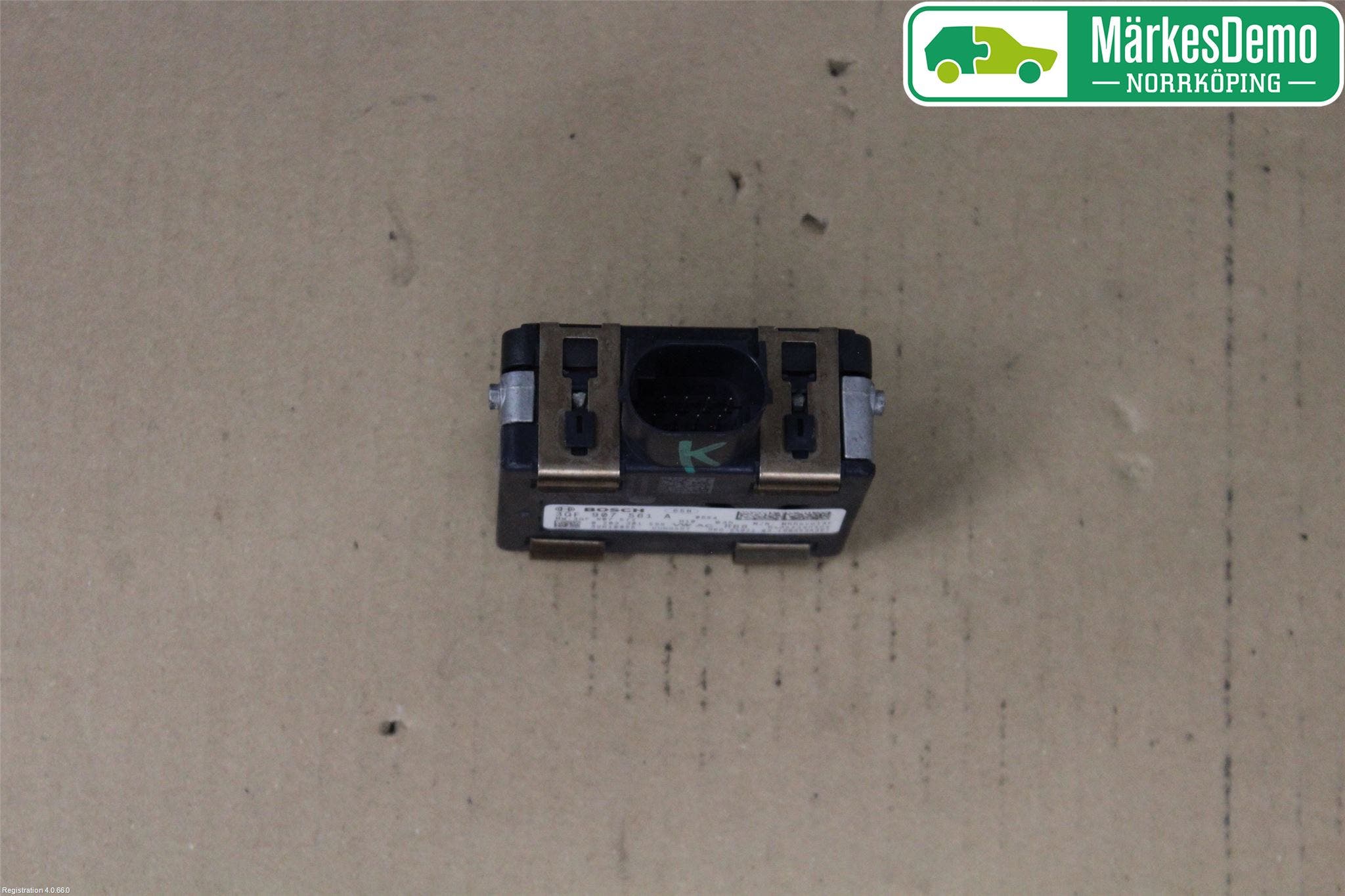 Volkswagen VW GOLF / E-GOLF VII 13-20 Sensor Aktivt Kollisionsskydd