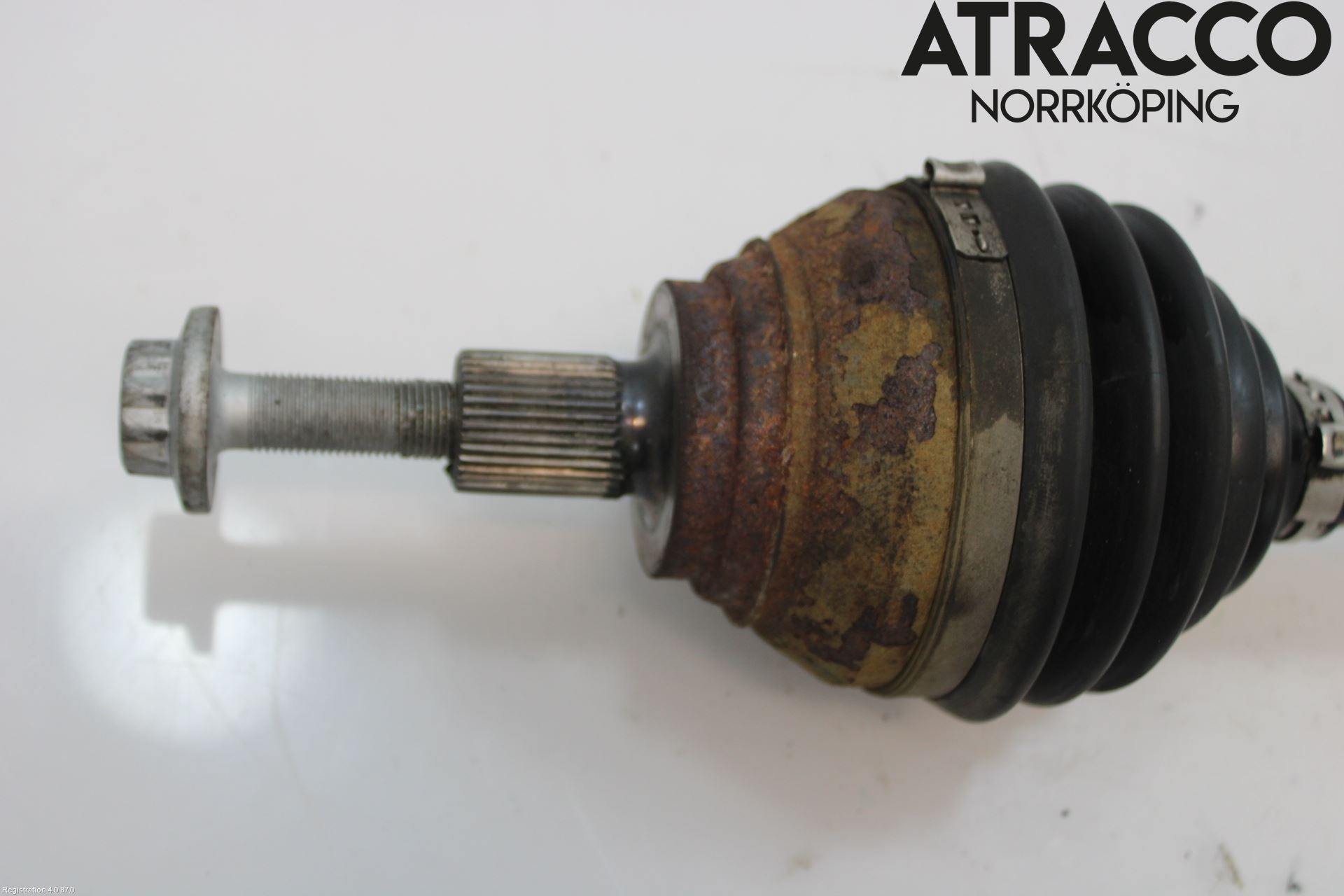 Volkswagen VW TIGUAN 16-24 Drivaxel Fram Vänster