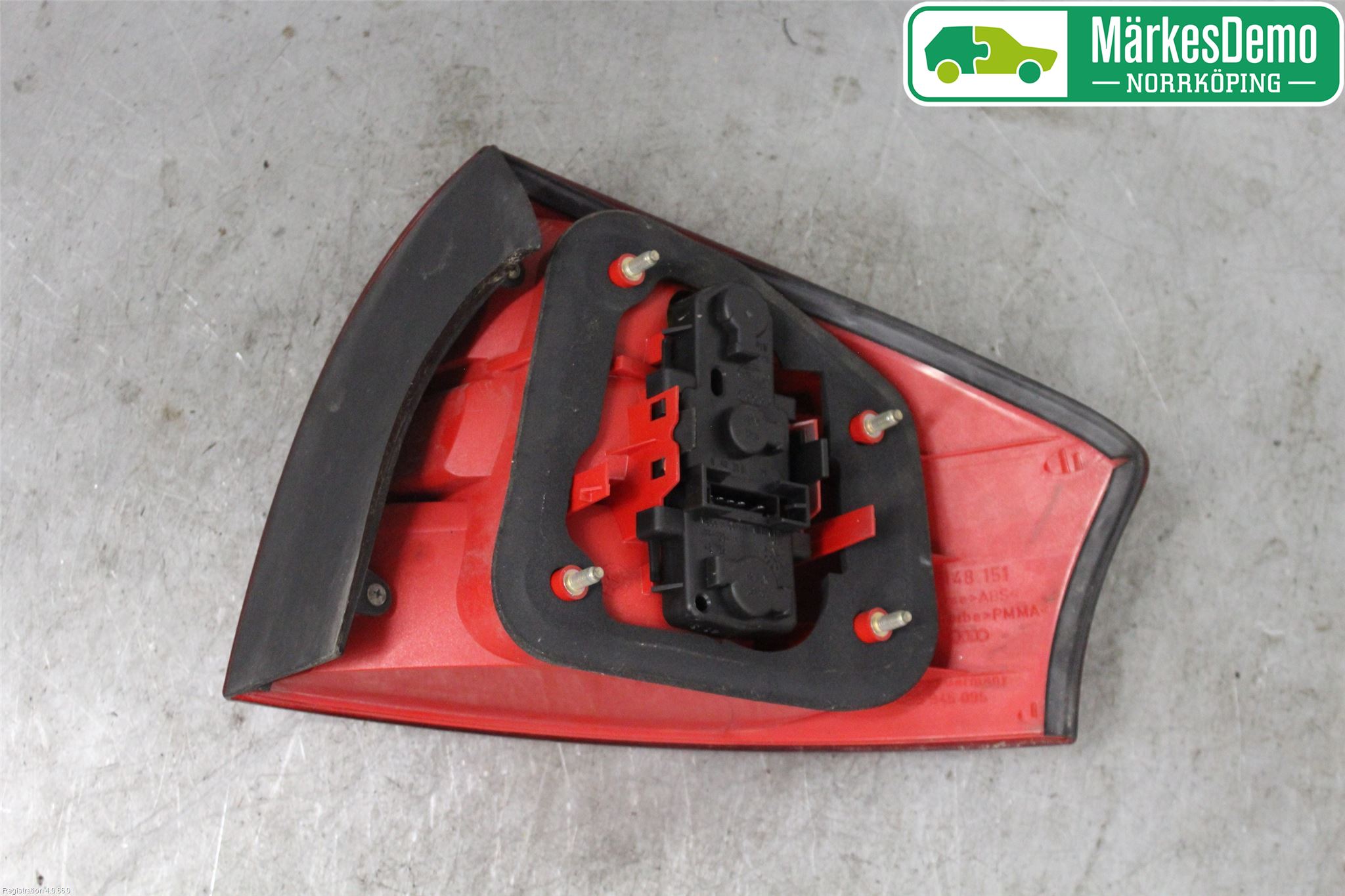 Audi A6/S6     97-05 Bakljus Vänster