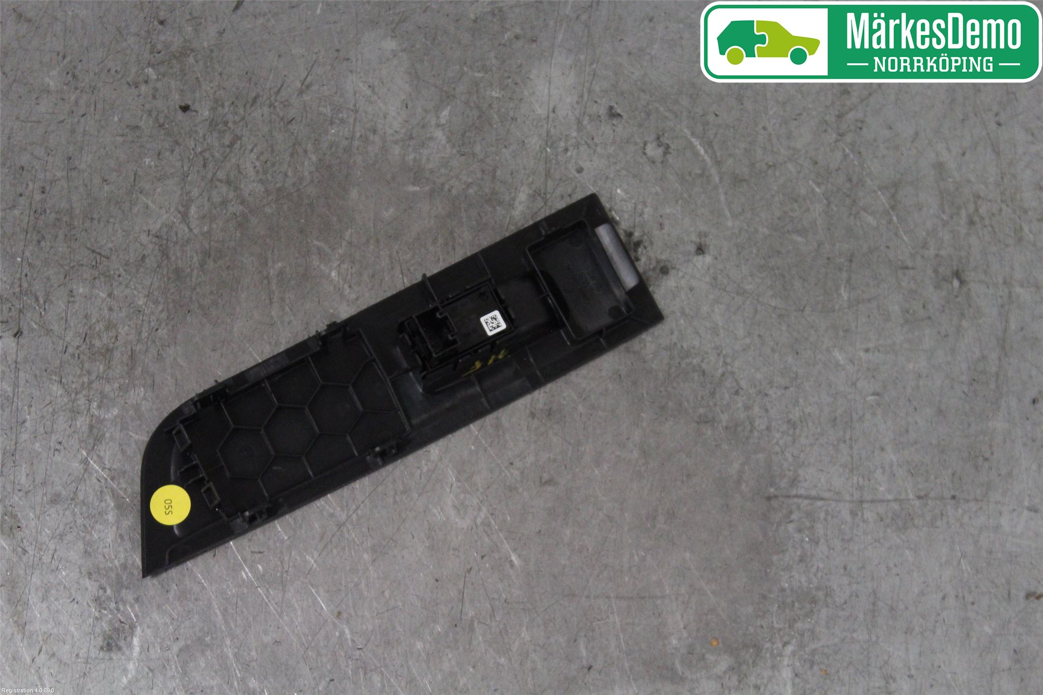 Skoda KAMIQ 20- Strömställare Elhiss