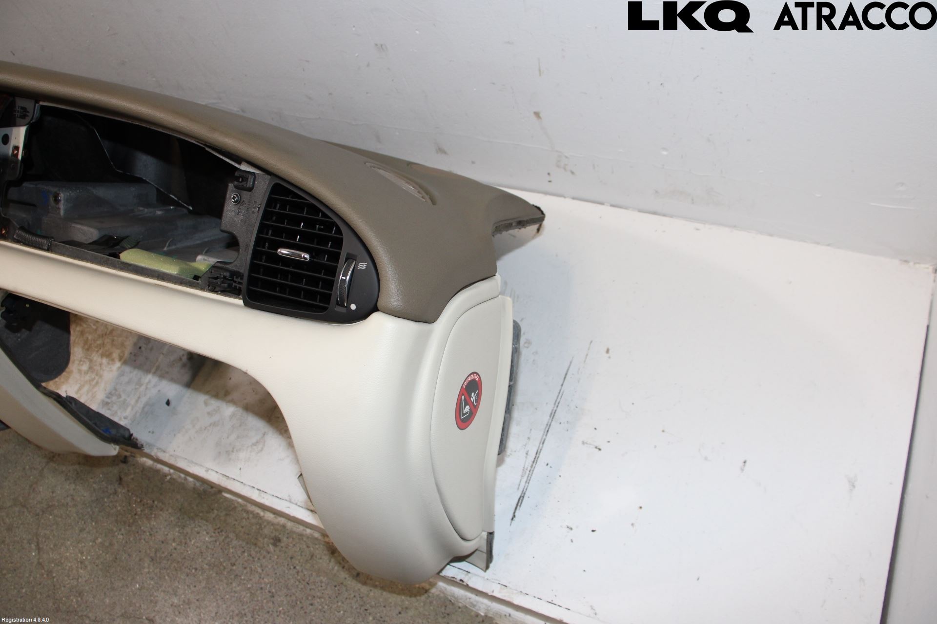 Jaguar XJ X350        03-09 Instrumentbräda