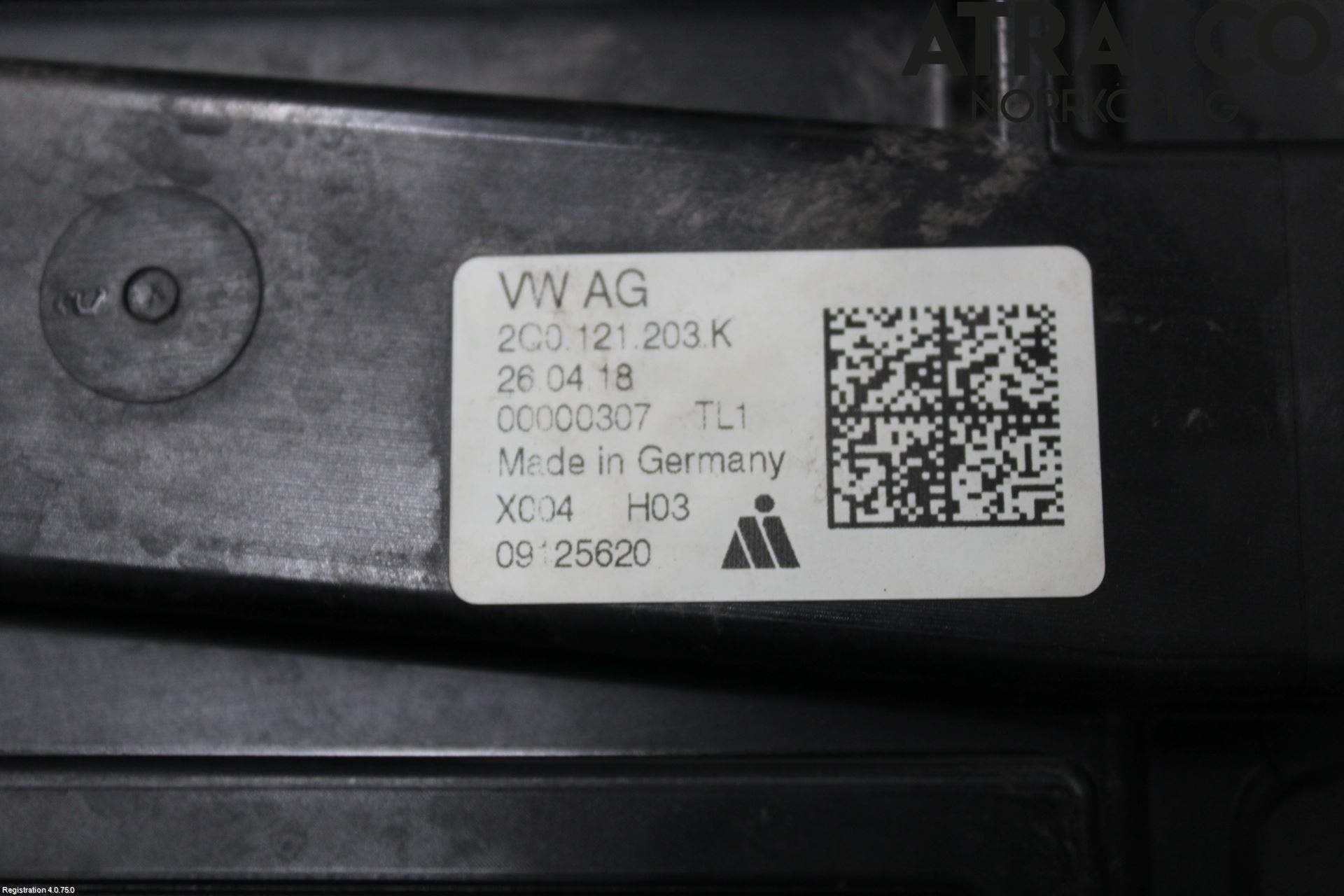 Volkswagen VW POLO VI 18->> Kylfläkt El