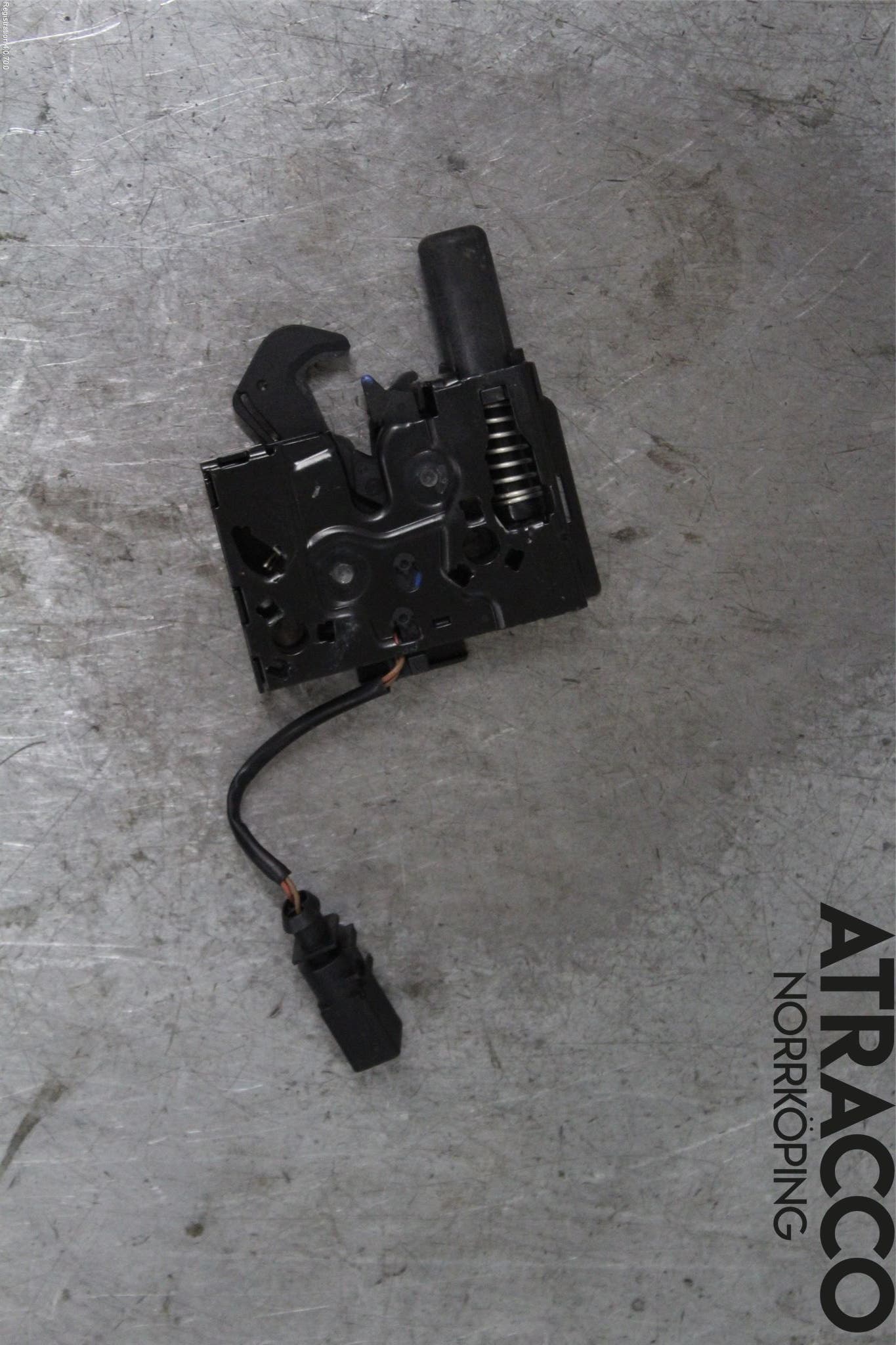 Audi Q2/SQ2 17- Huvlås