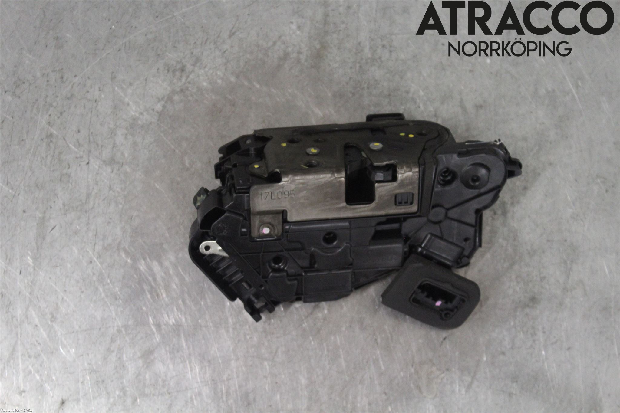 Volkswagen VW ARTEON 17- Låskista-Dörrlås