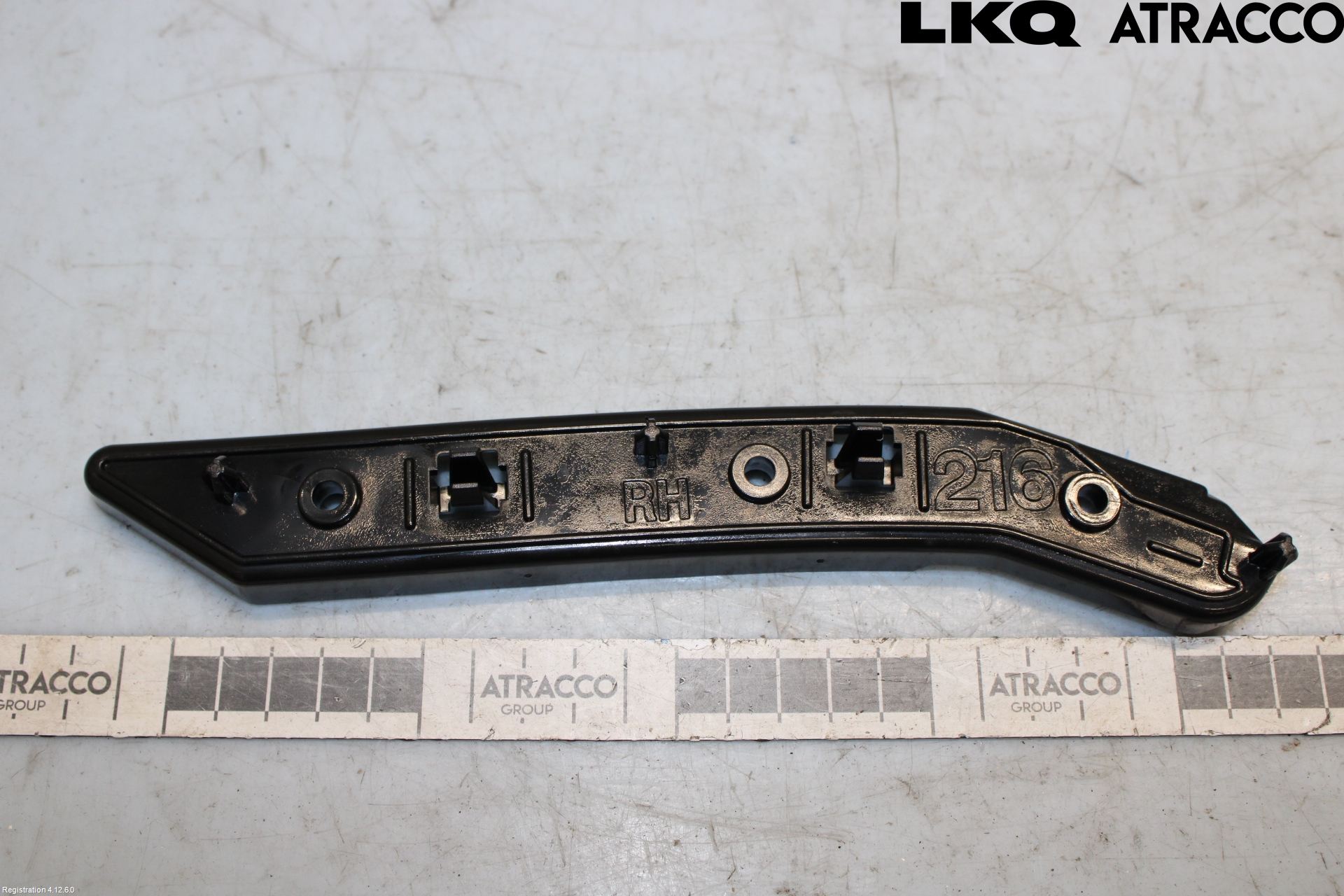 Seat ARONA Stötfångarfäste Fram Hö