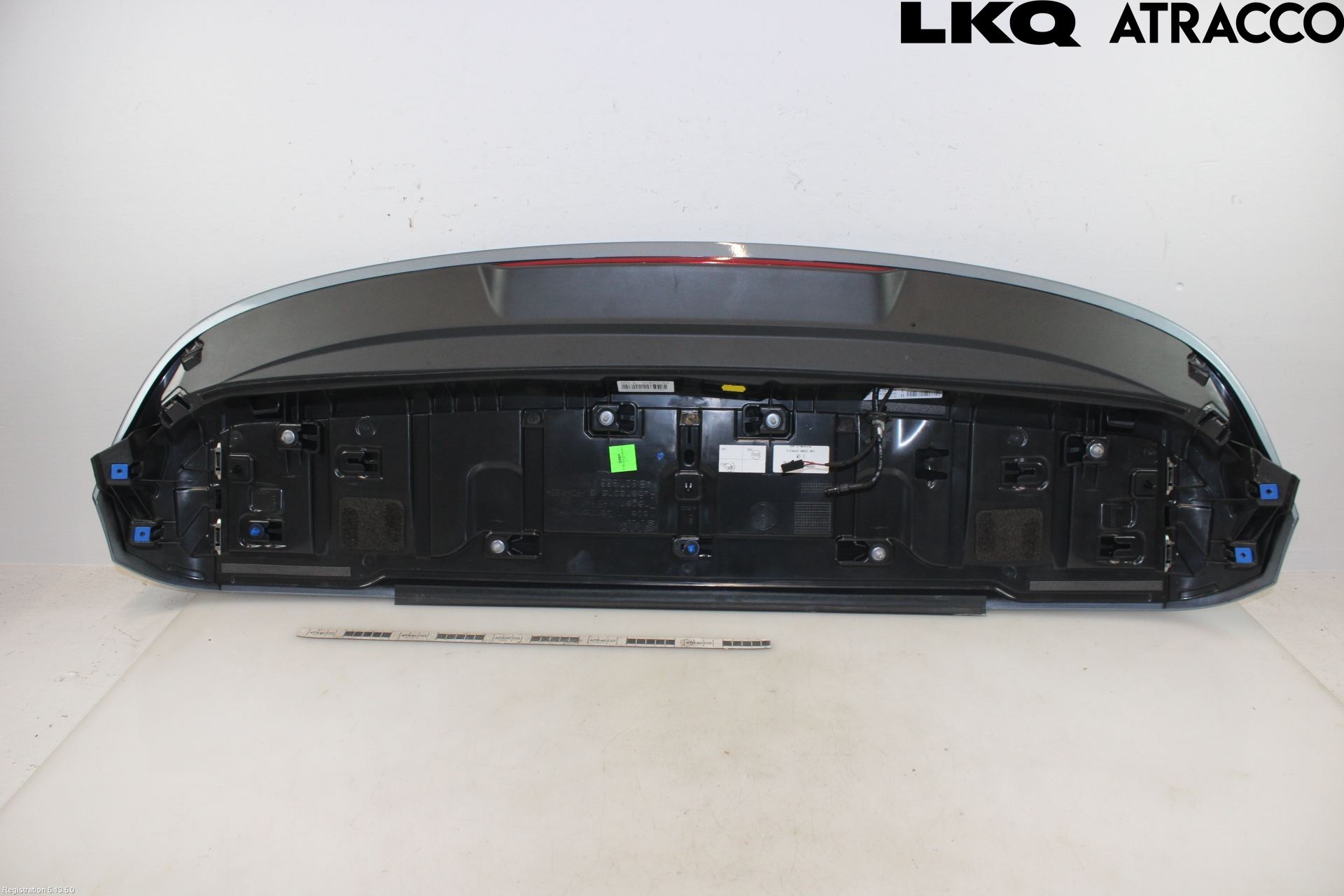 Volkswagen VW ID.7/TOURER 24- Spoiler Baklucka