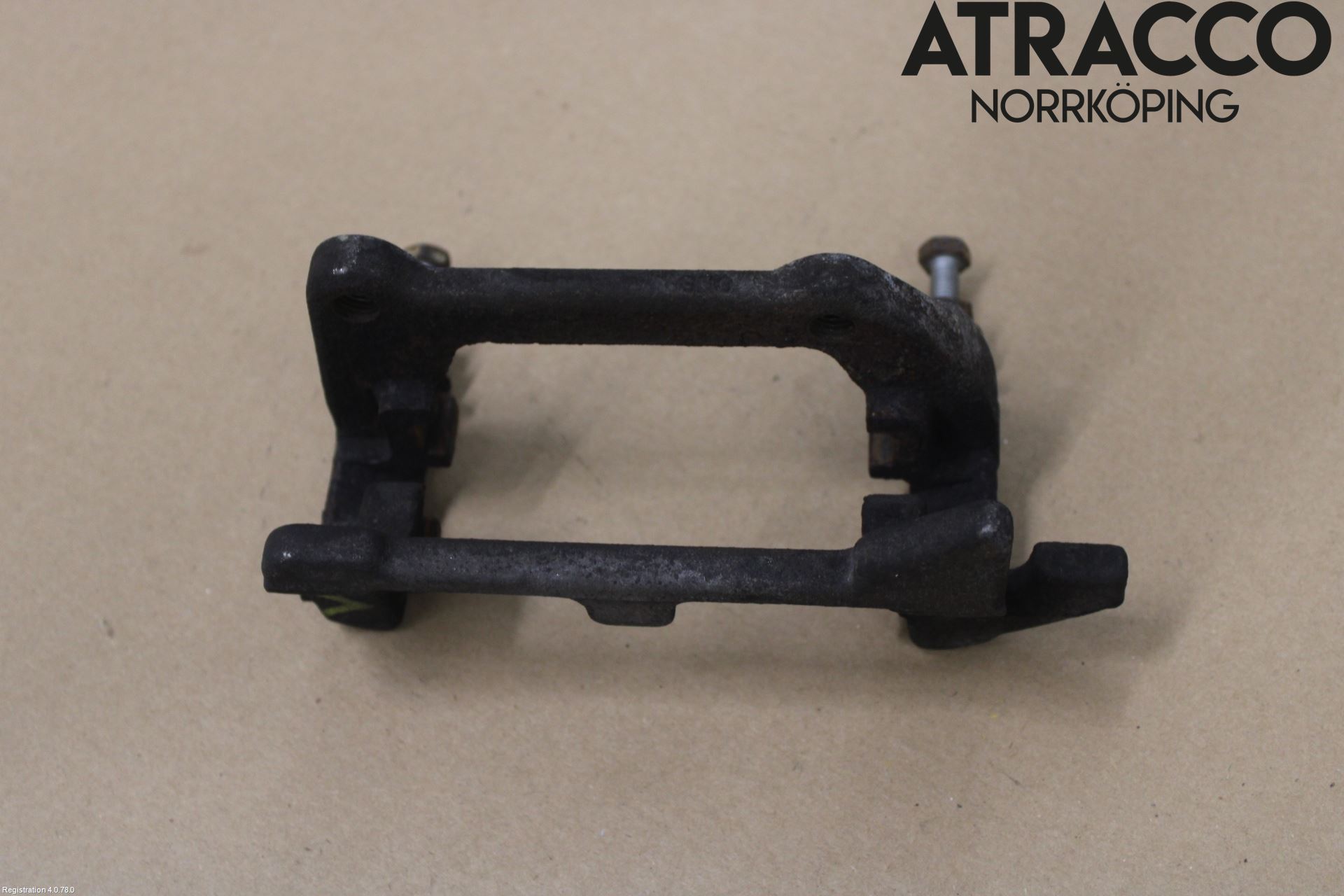 Audi A5 07-16 Bromsokshållare