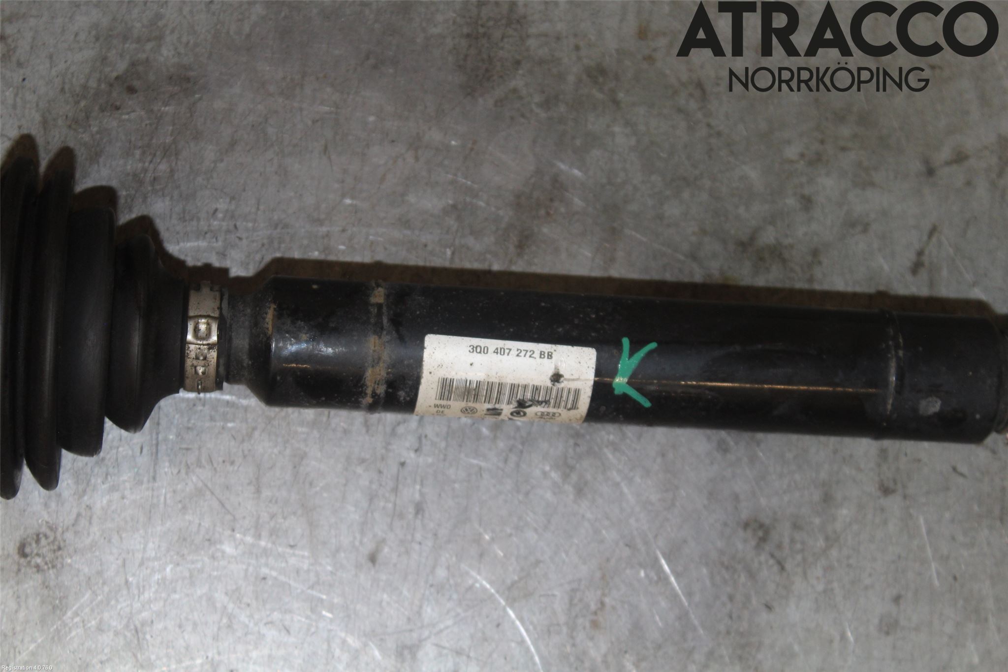 Volkswagen VW PASSAT 15-19 Drivaxel Fram Höger