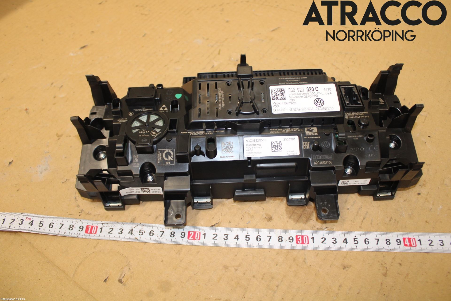 Volkswagen VW PASSAT 20-24 Instrument Komb