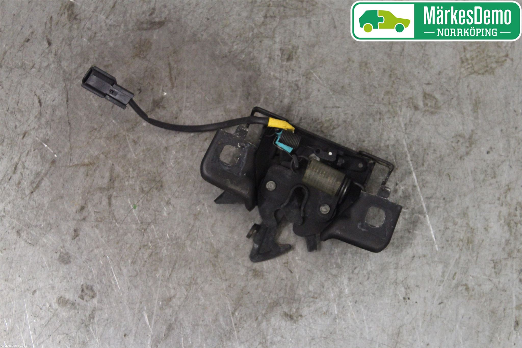 Renault CLIO IV 12-16 Huvlås