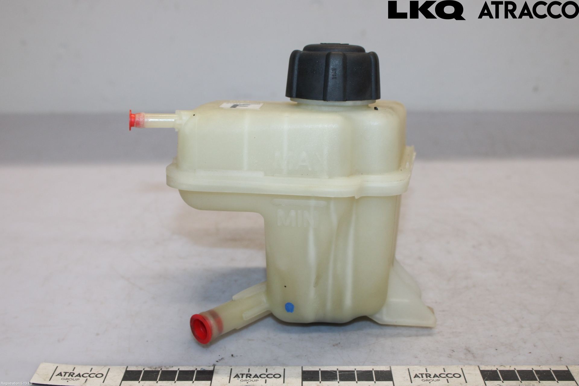 Nissan QASHQAI+2  10-14 Expansionstank