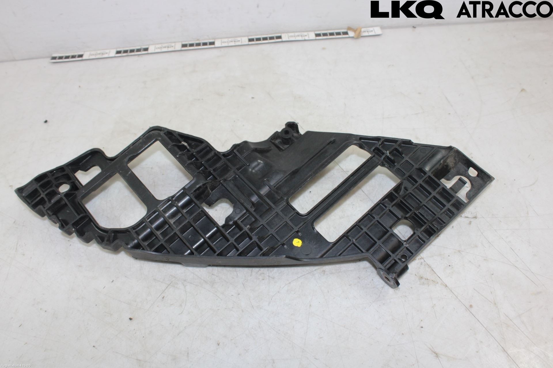 Volkswagen VW GOLF VI 09-13 Strålkast Fästsarg