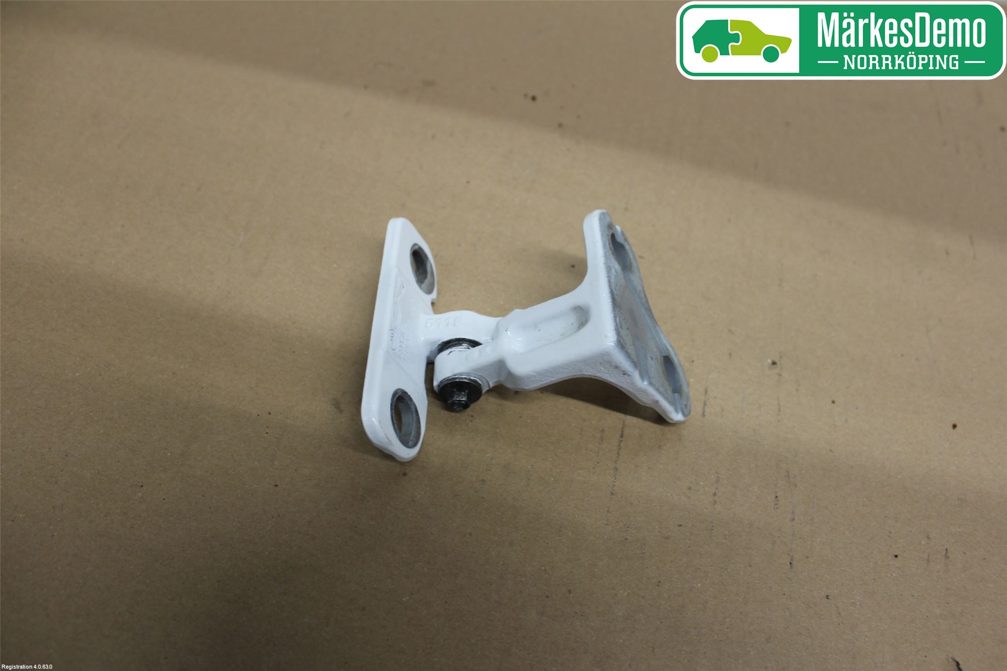 Jaguar I-PACE 18- Dörrgångjärn