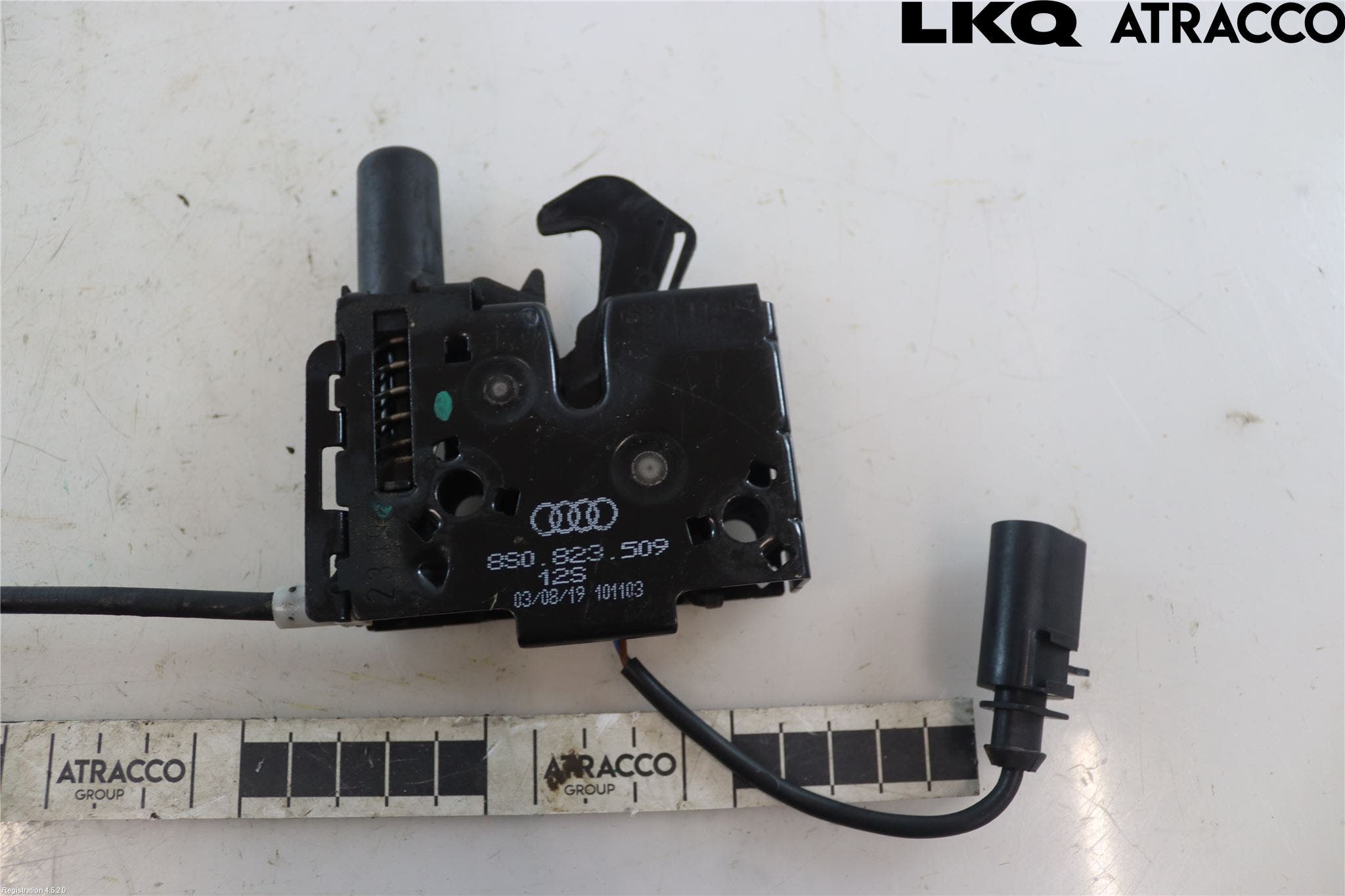 Volkswagen VW T-CROSS 19- Huvlås