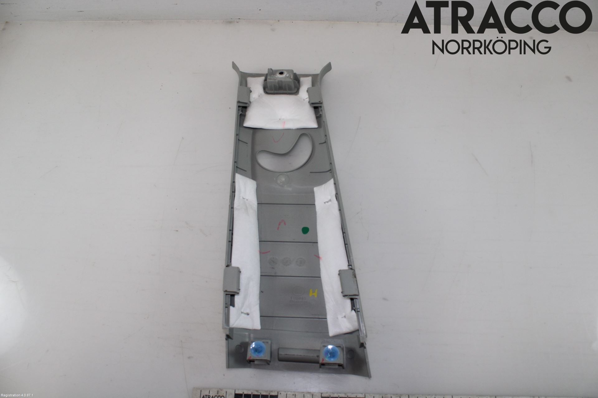 MG ZS EV 20- Inr Plastd A-B-C Stolpe