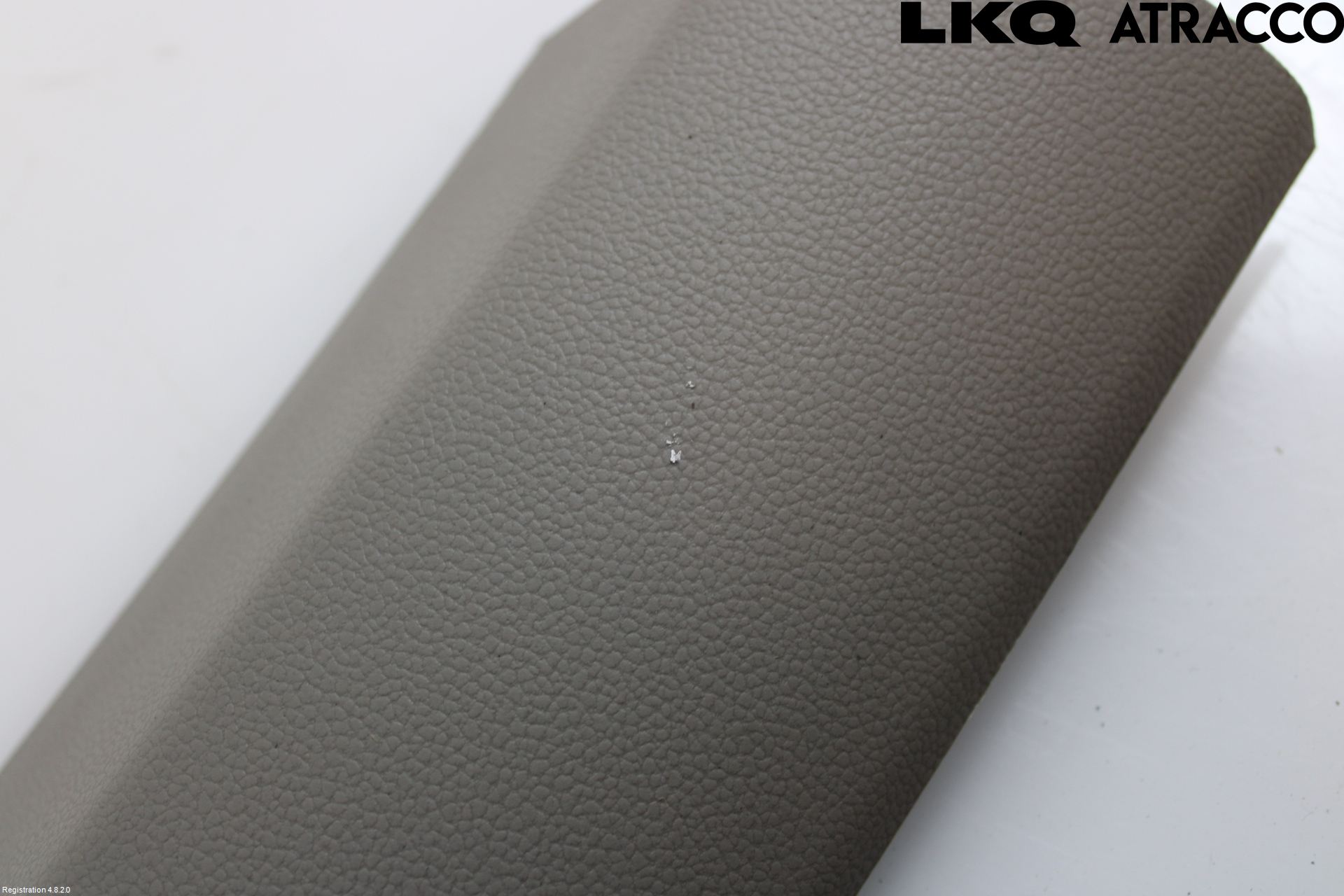 Volkswagen VW TRANSP/CARAVELLE (T7) 22-24 Inr Plastd A-B-C Stolpe