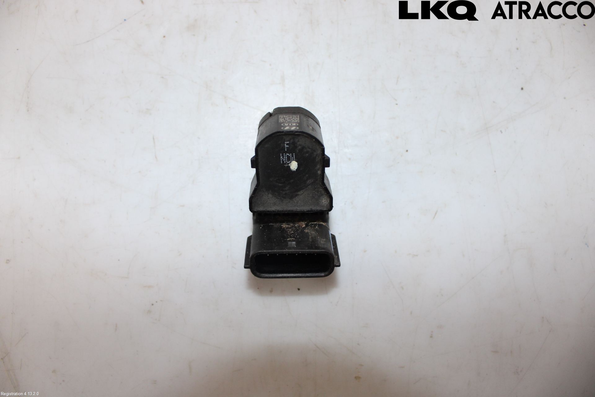 Hyundai i40 16-18 Parkeringshjälp Frontsensor