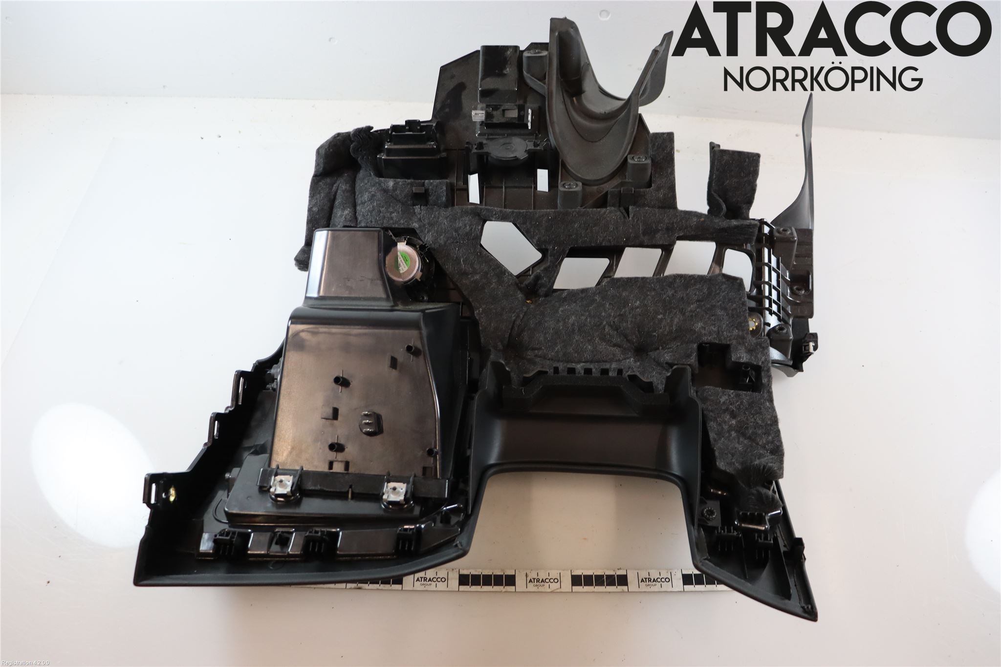 Audi Q7/SQ7 Instrumentbräda Förvaringsfack