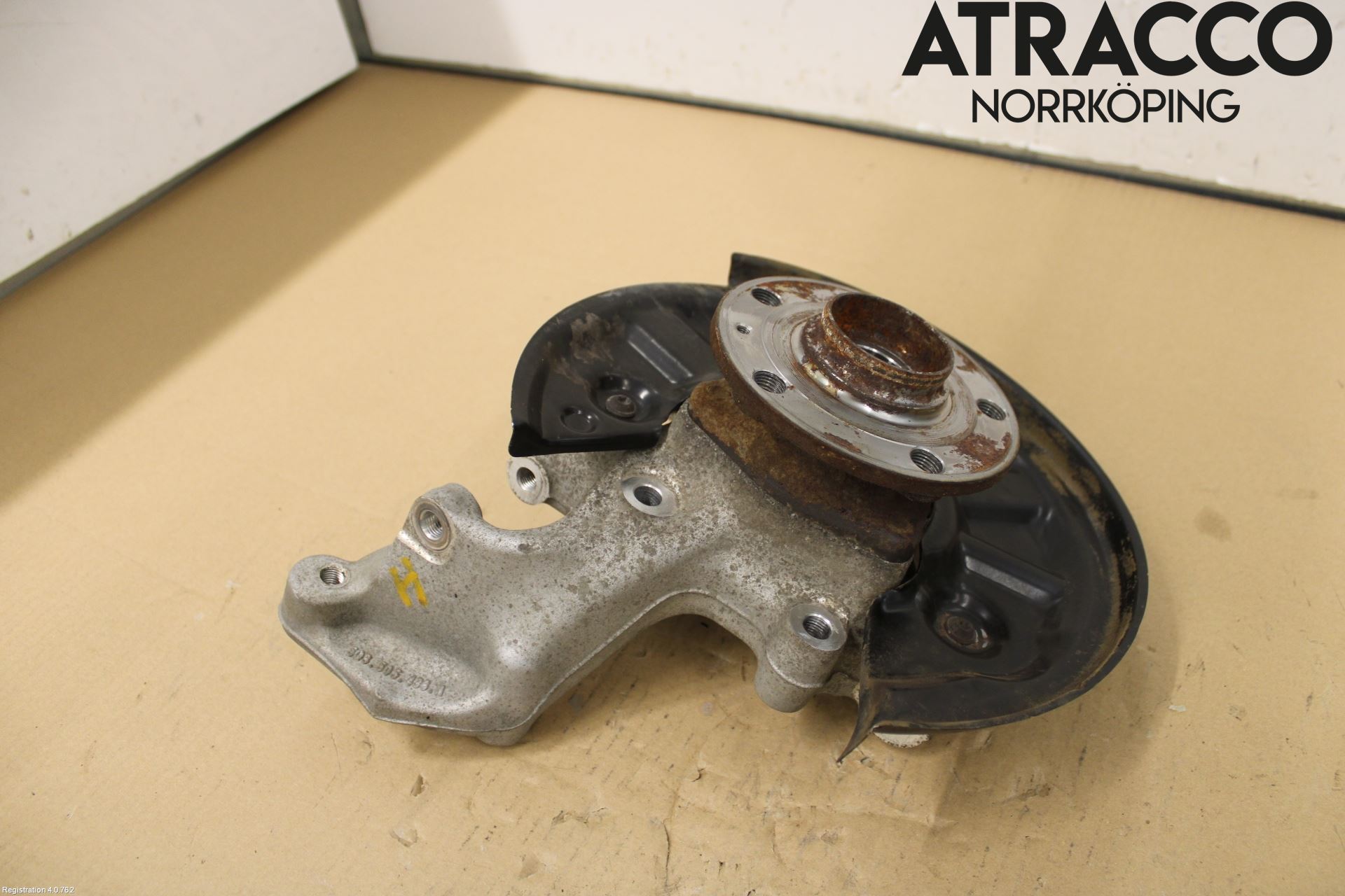 Audi Q2/SQ2 17- Hjullagerhus-Spindel Hö B