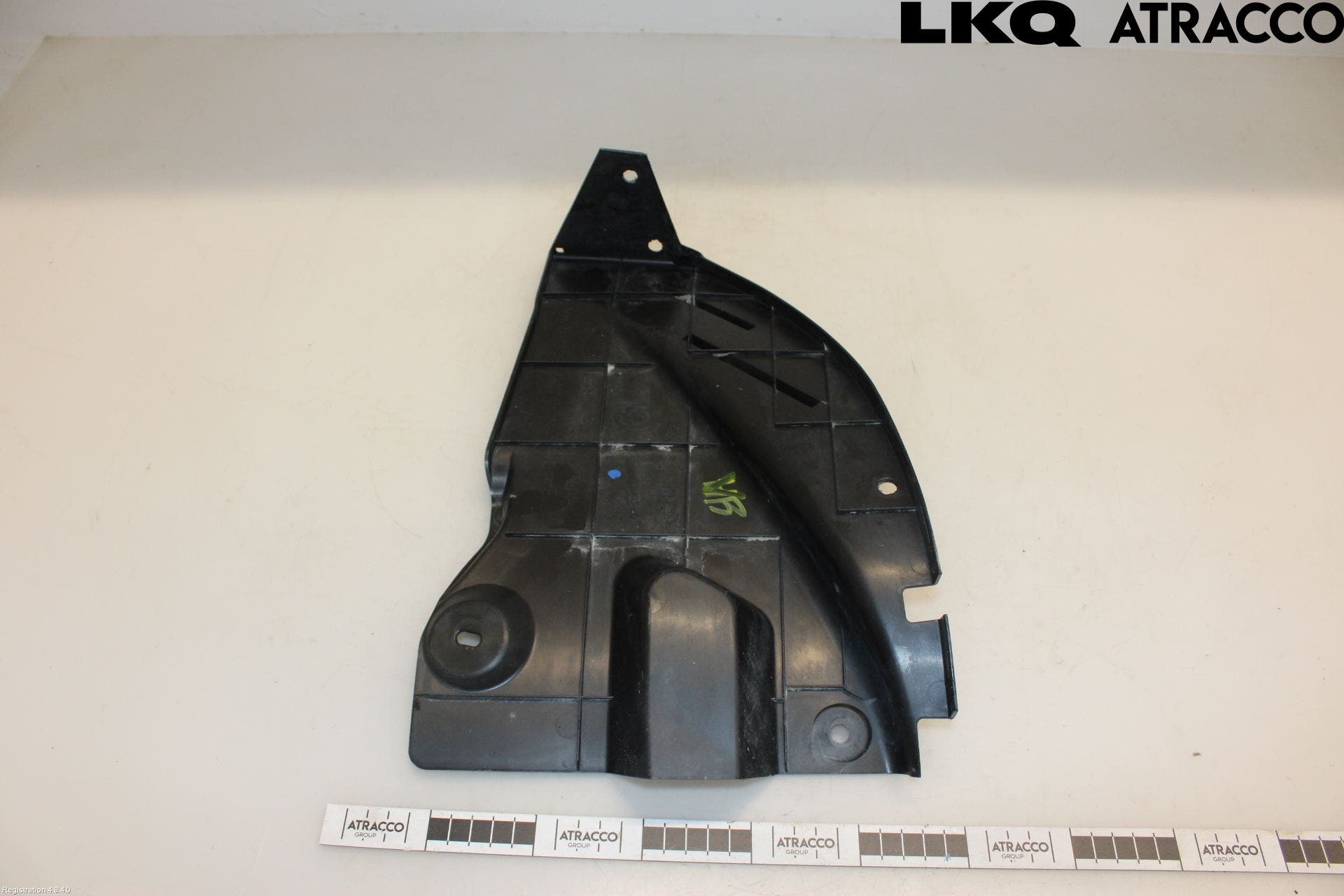 Toyota YARIS CROSS XP21 21- Skärm Inner