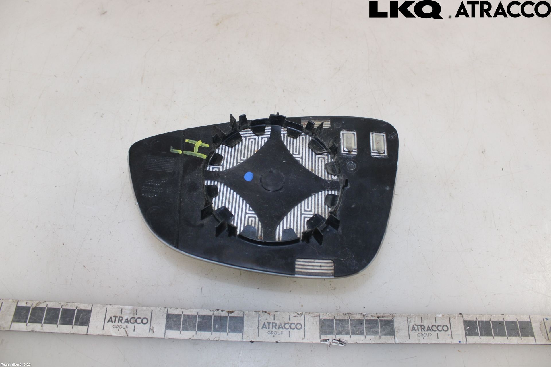 Volkswagen VW JETTA VI 11- Spegelglas Hö