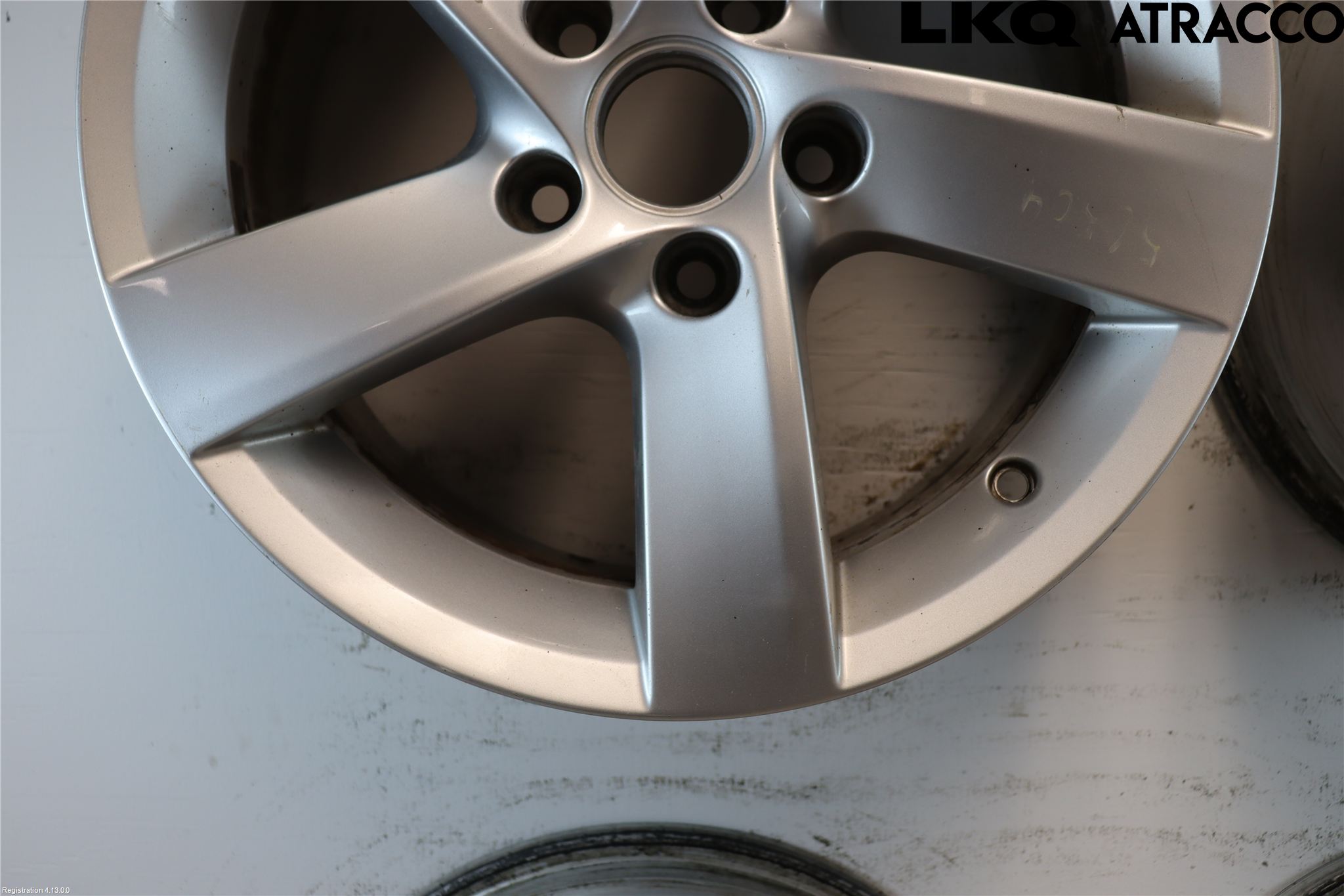 Volkswagen VW PASSAT 11-14 Fälgsats Aluminium