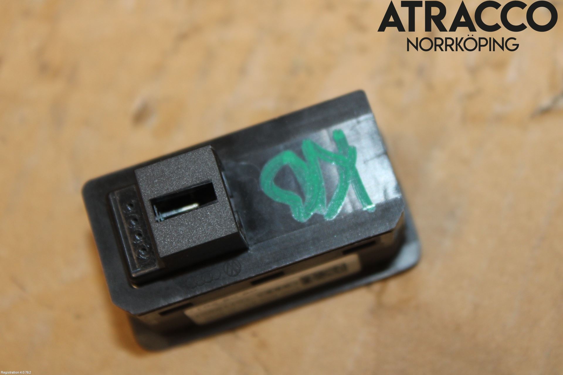 Audi A4/S4 B9 16-19 Strömställare Baklucka