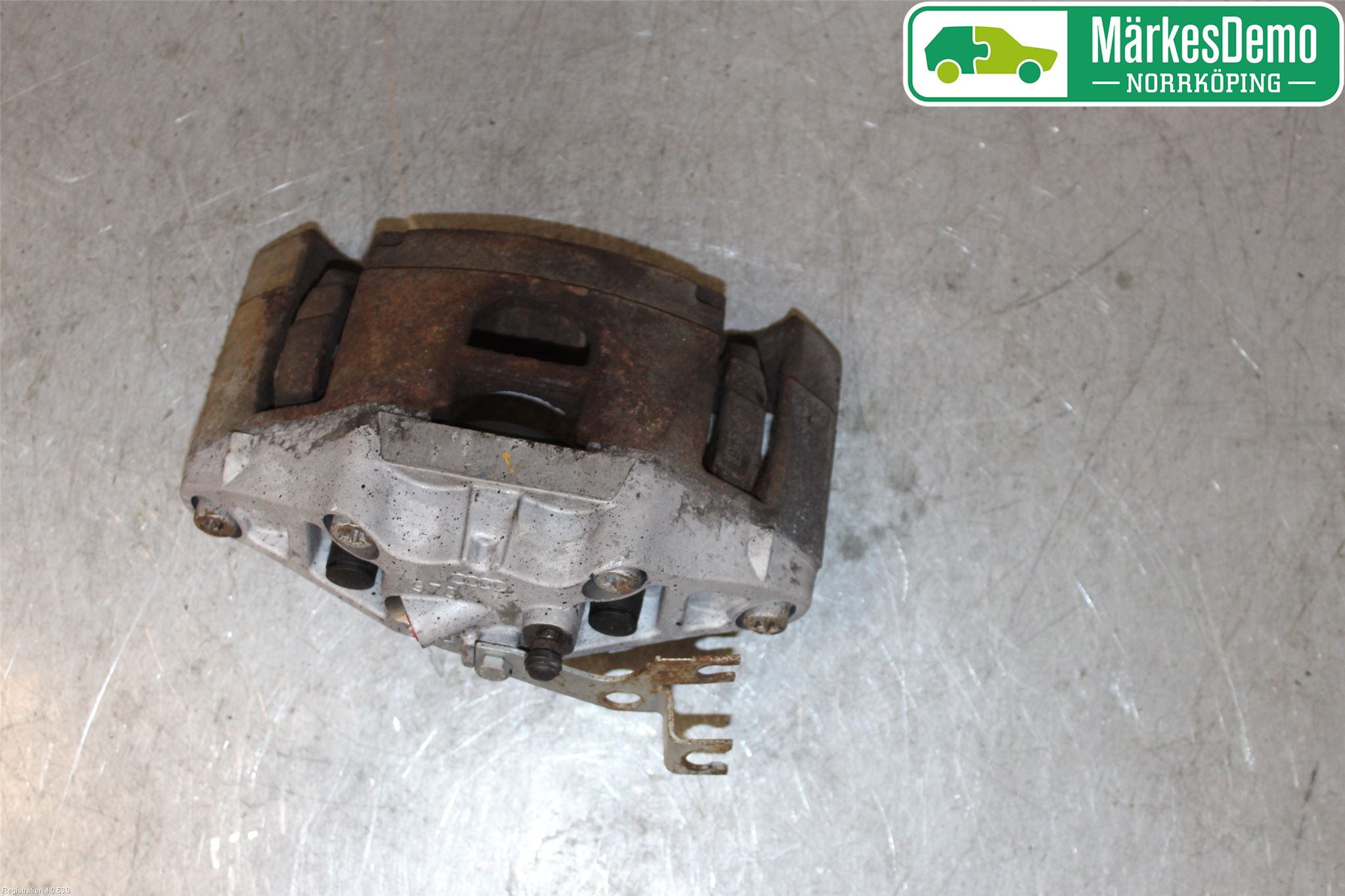 Audi A4/S4 05-07 Bromsok Fram Vänster