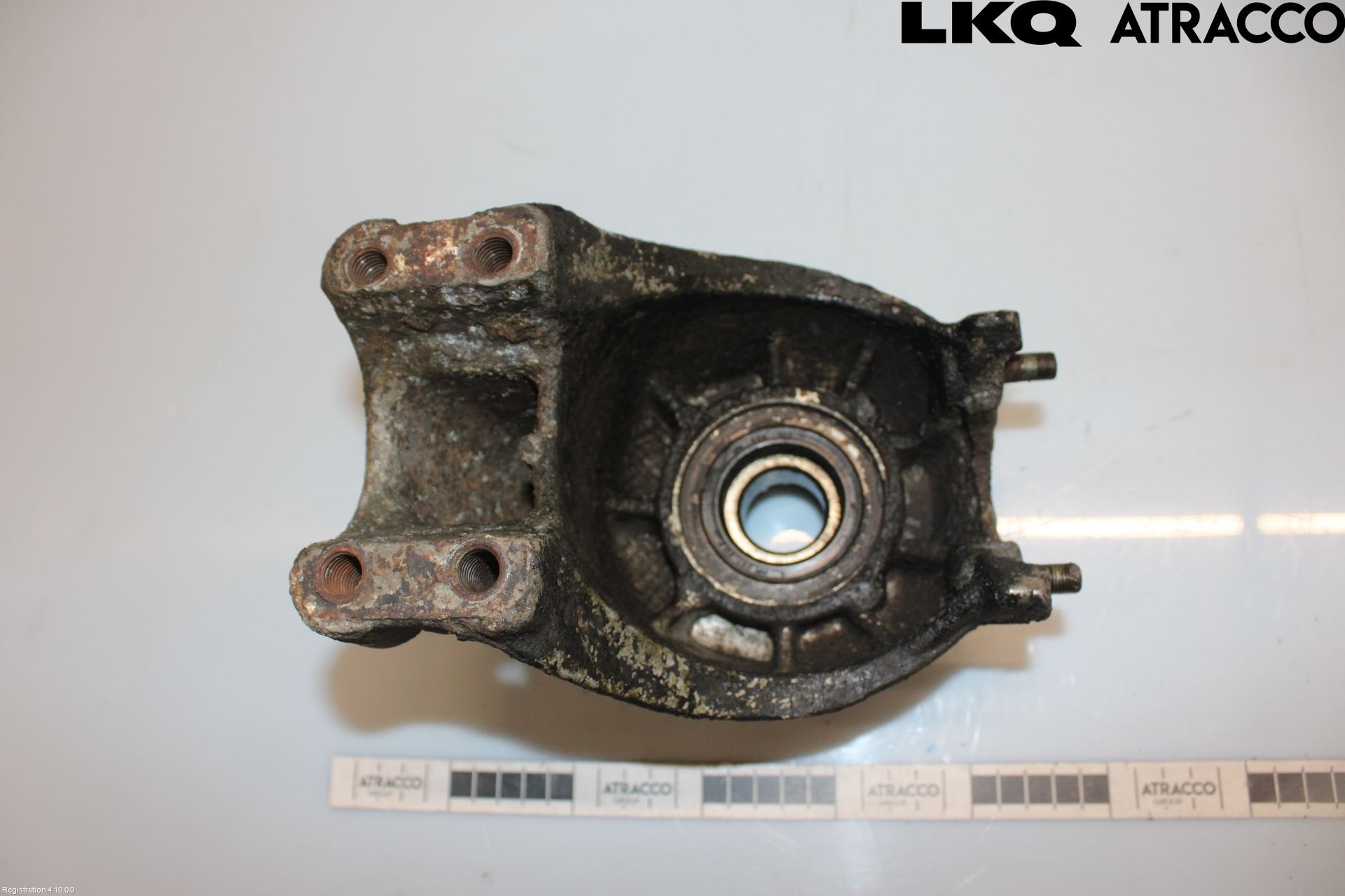 Volkswagen VW K70 Styrspindel Lagerhus Vä