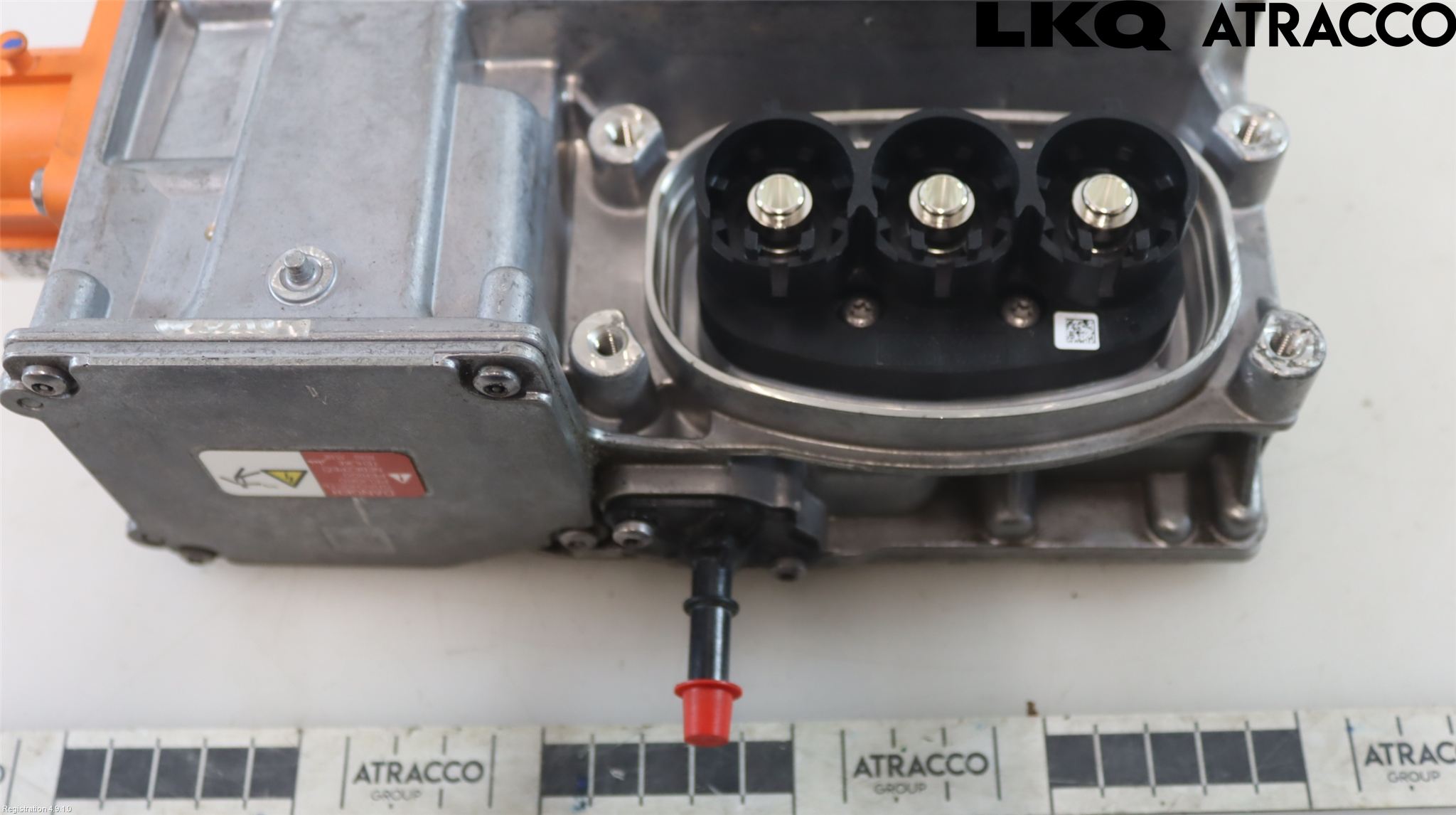 Jaguar I-PACE 18- Inverter 12 -> 220 V