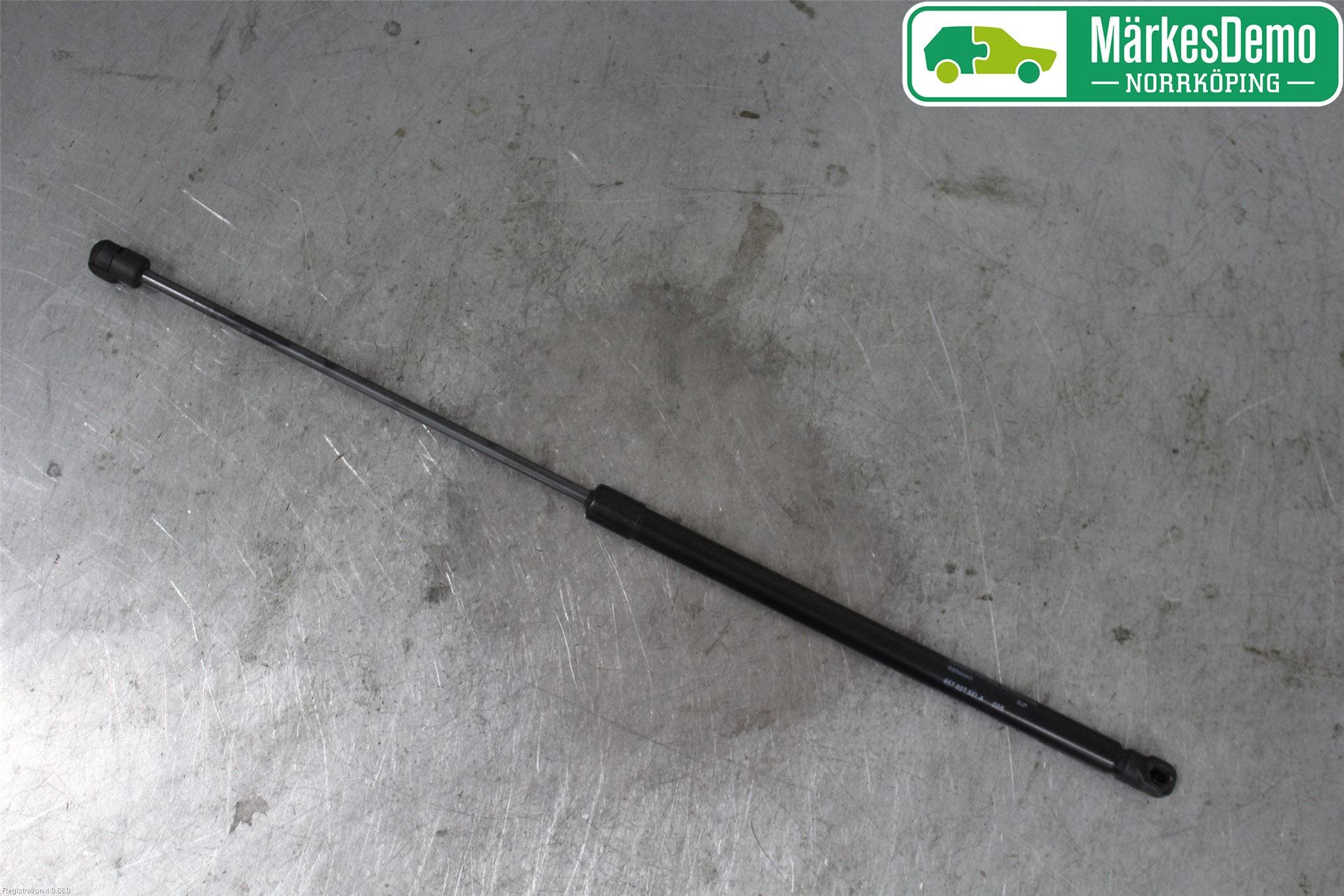 Skoda SCALA 19- Gasfjäder Baklucka