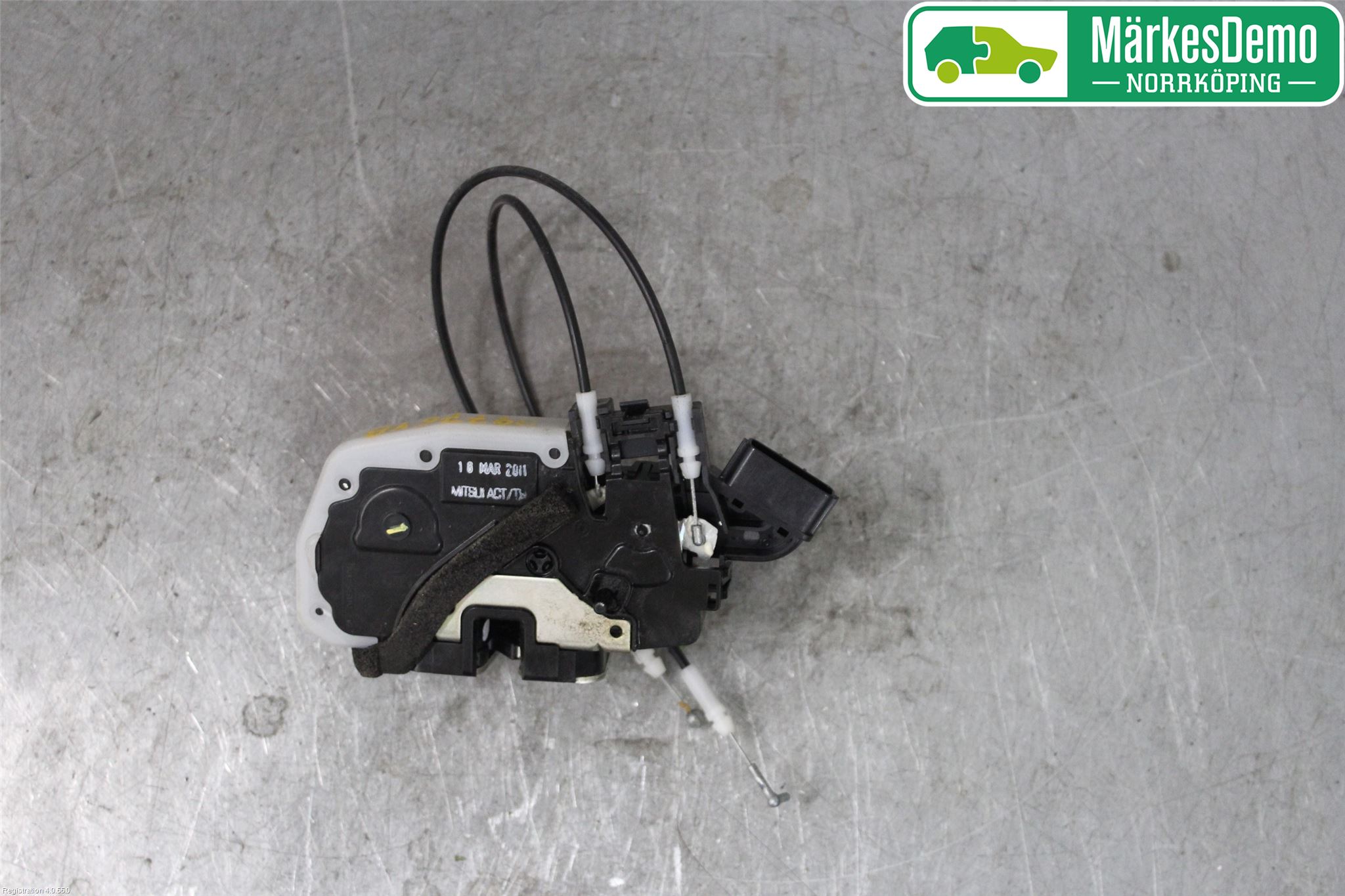 Nissan MICRA 11-16 Låskista-Dörrlås