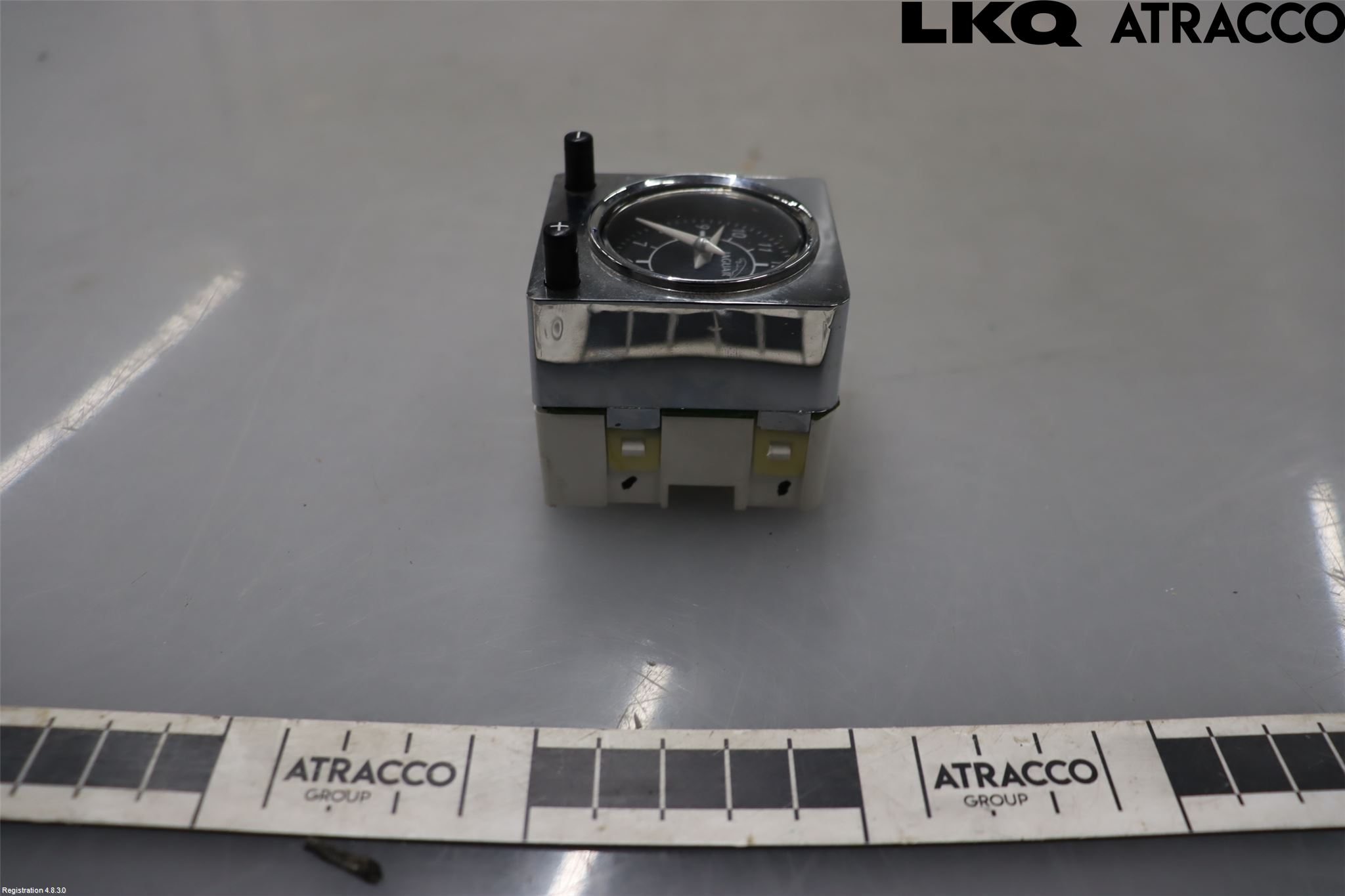 Jaguar XJ X350        03-09 Instrument Klocka