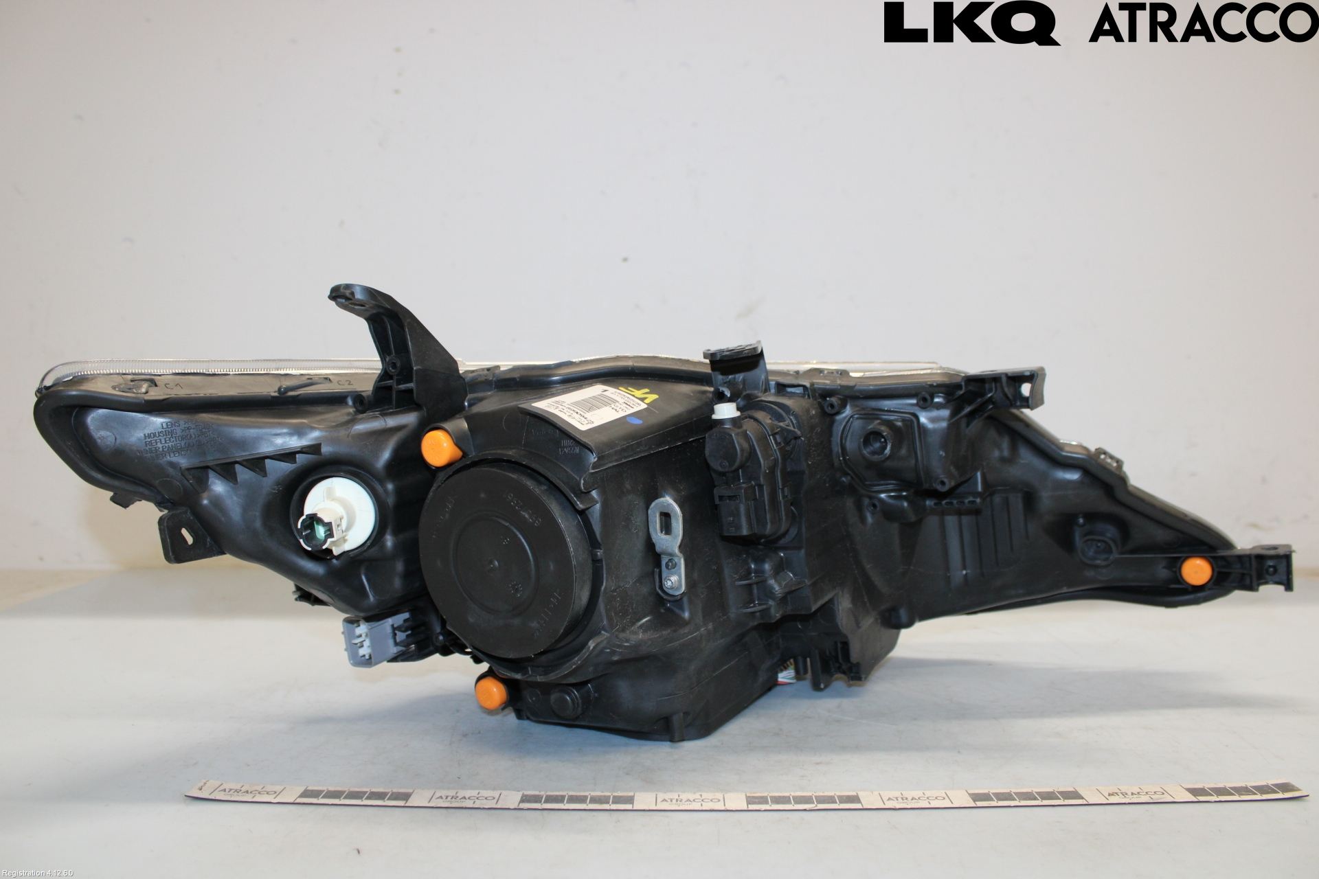 Toyota AURIS 13-19 Strålkastare Vänster