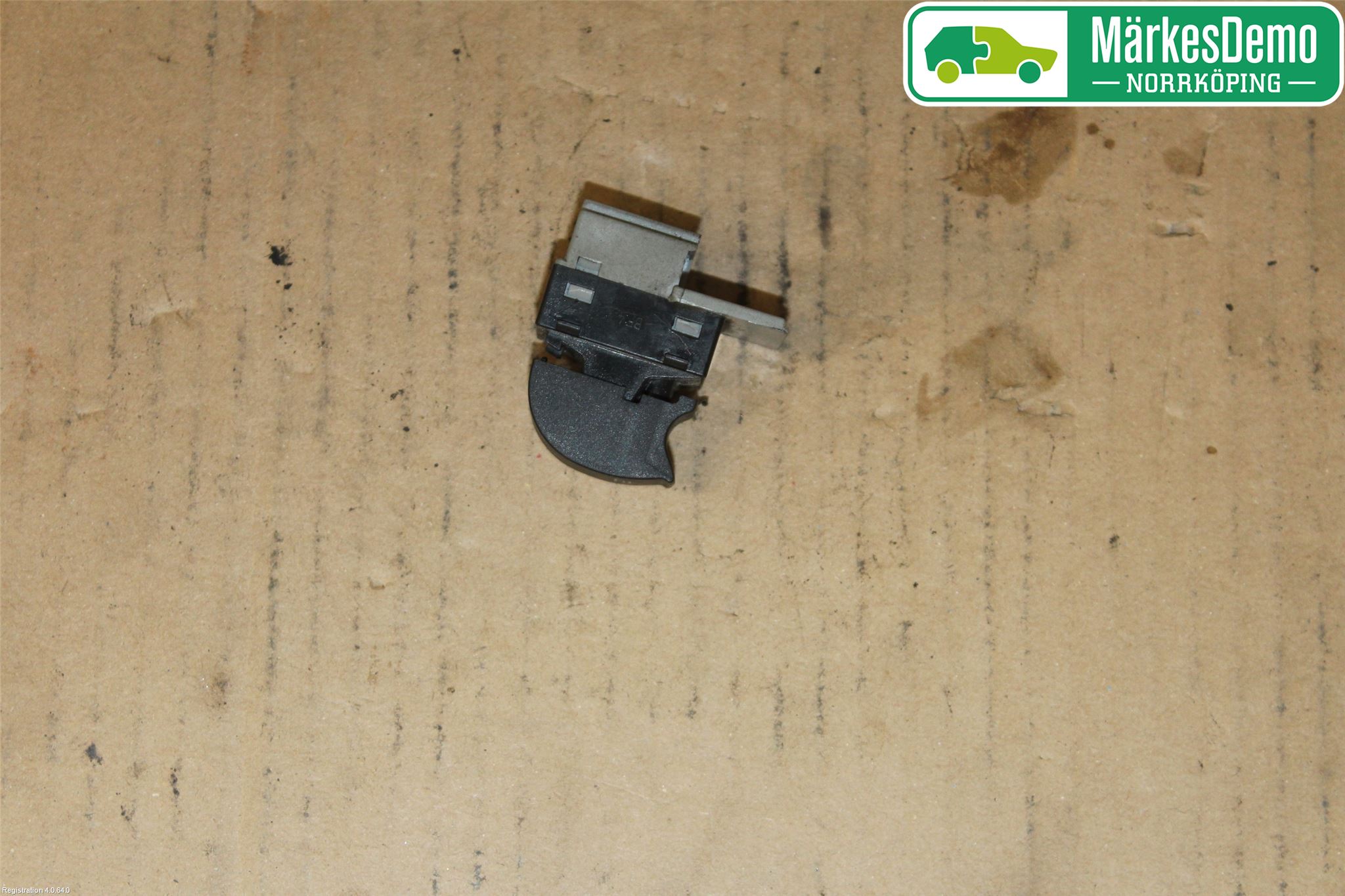 Audi A6/S6     97-05 Strömställare Elhiss