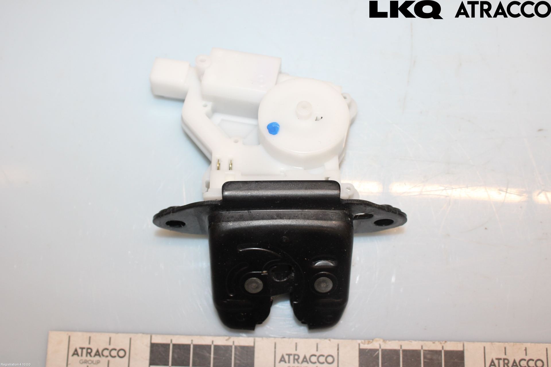 Nissan LEAF 18- Låskista Baklucka